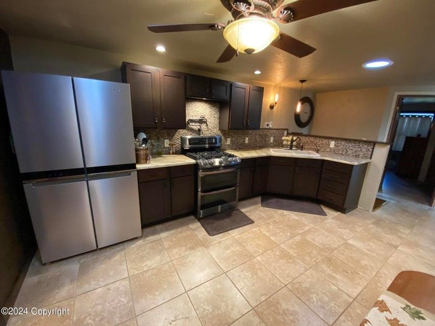 183 Crooked Pine Trl Property Photo 6