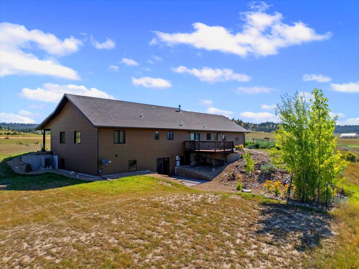 445 Inyan Kara Creek Road Property Photo 6