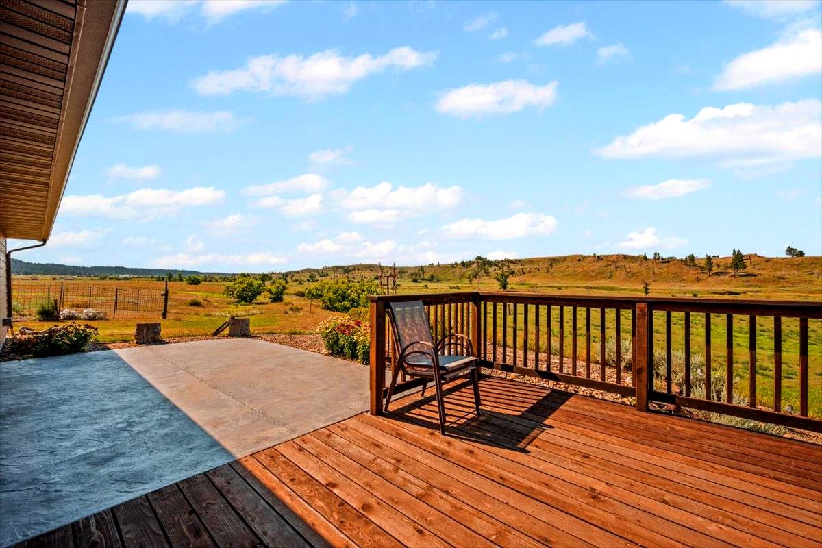 445 Inyan Kara Creek Road Property Photo 7