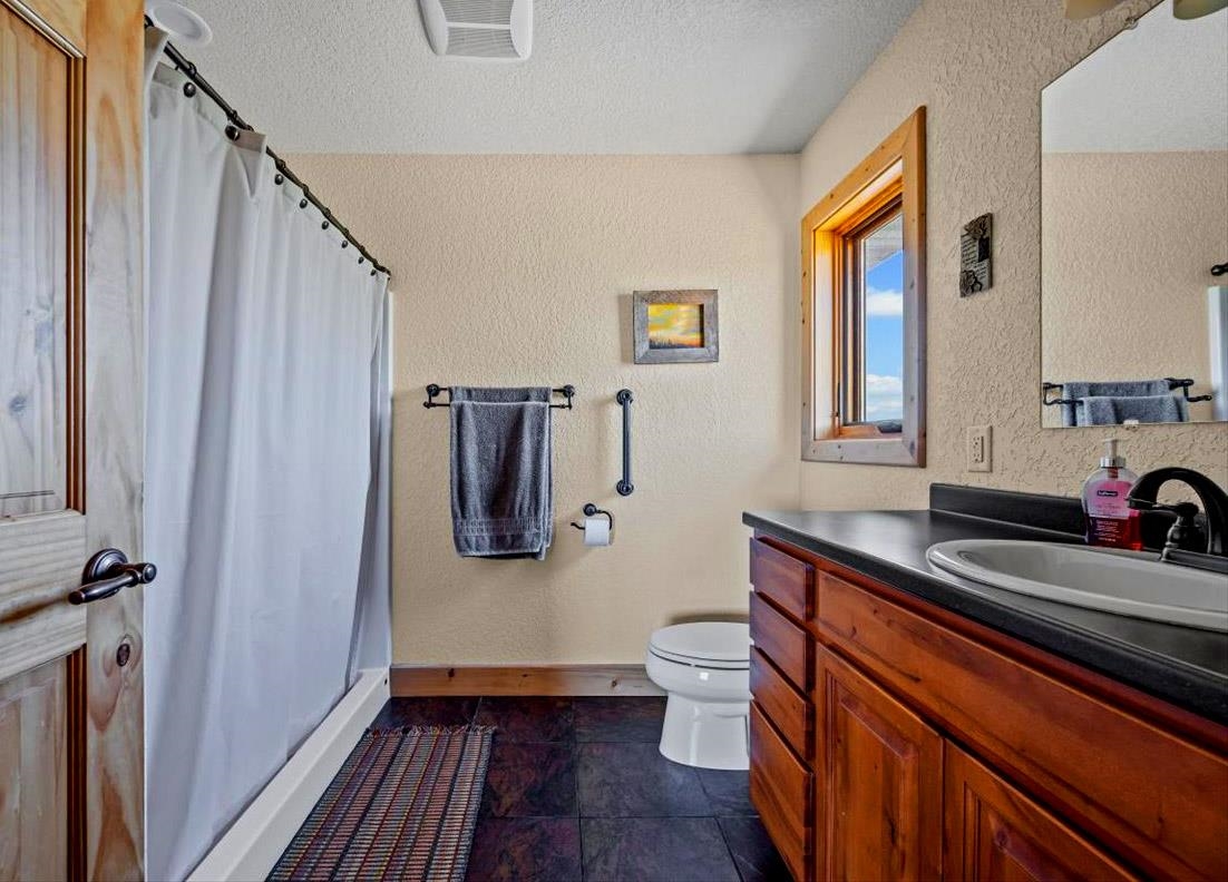 445 Inyan Kara Creek Road Property Photo 17