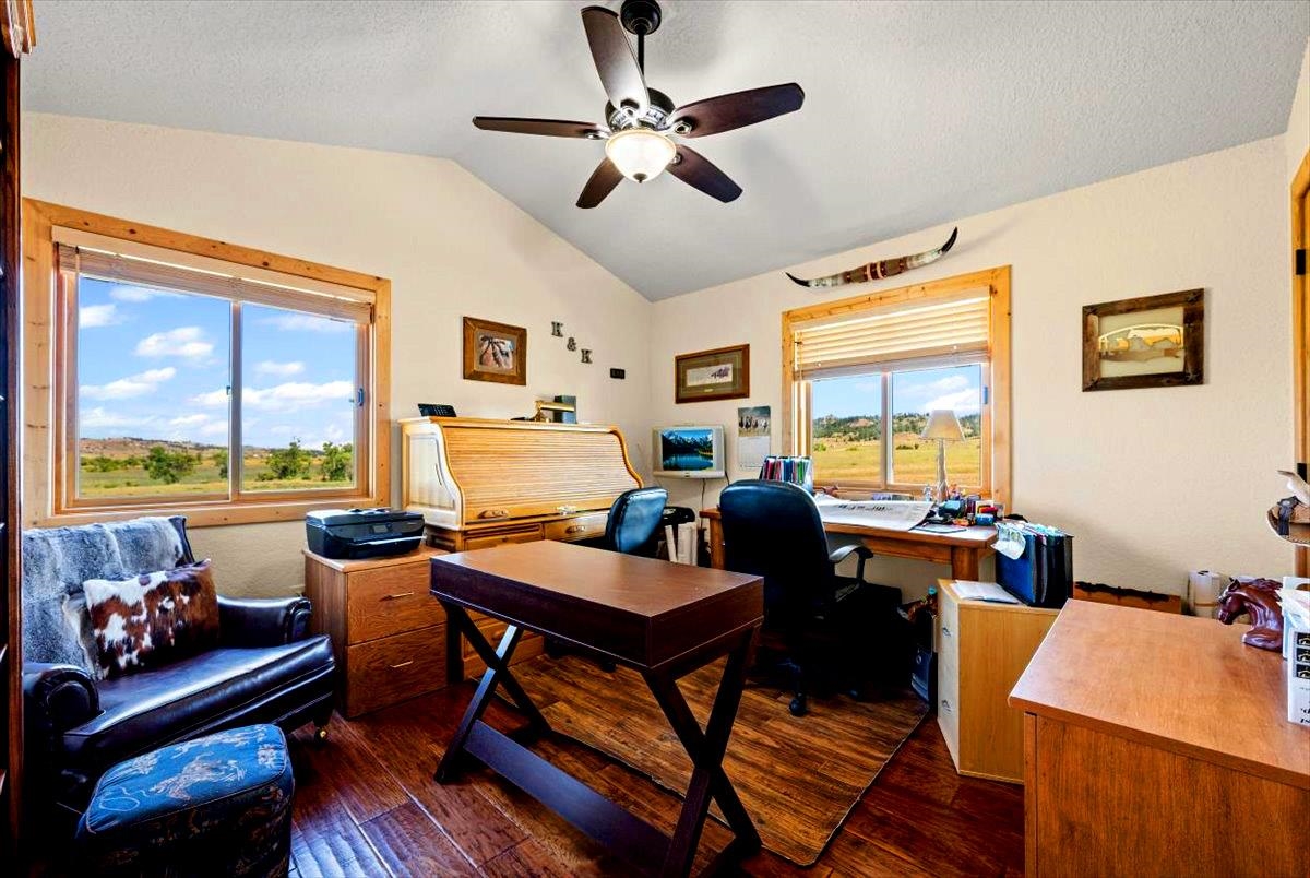 445 Inyan Kara Creek Road Property Photo 18