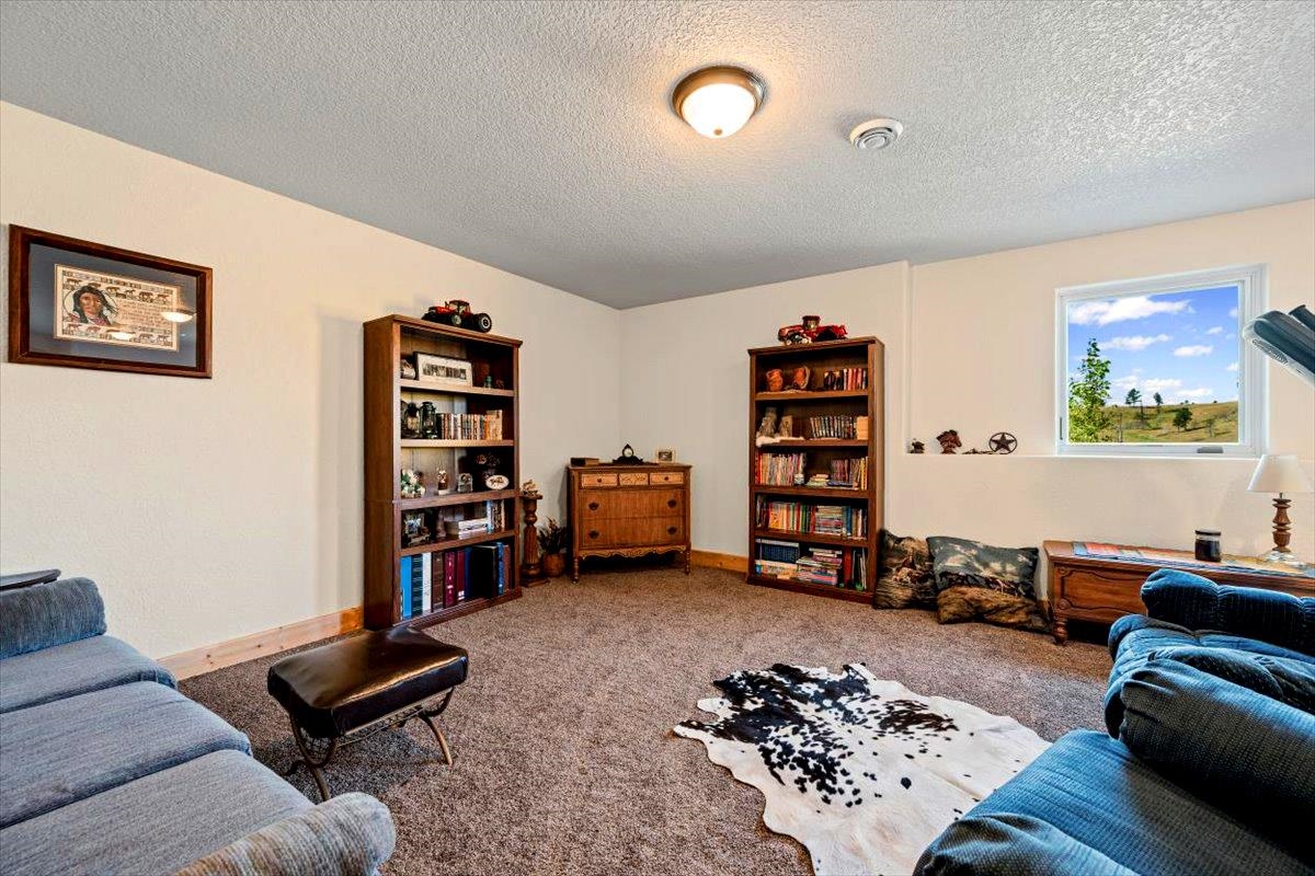 445 Inyan Kara Creek Road Property Photo 22