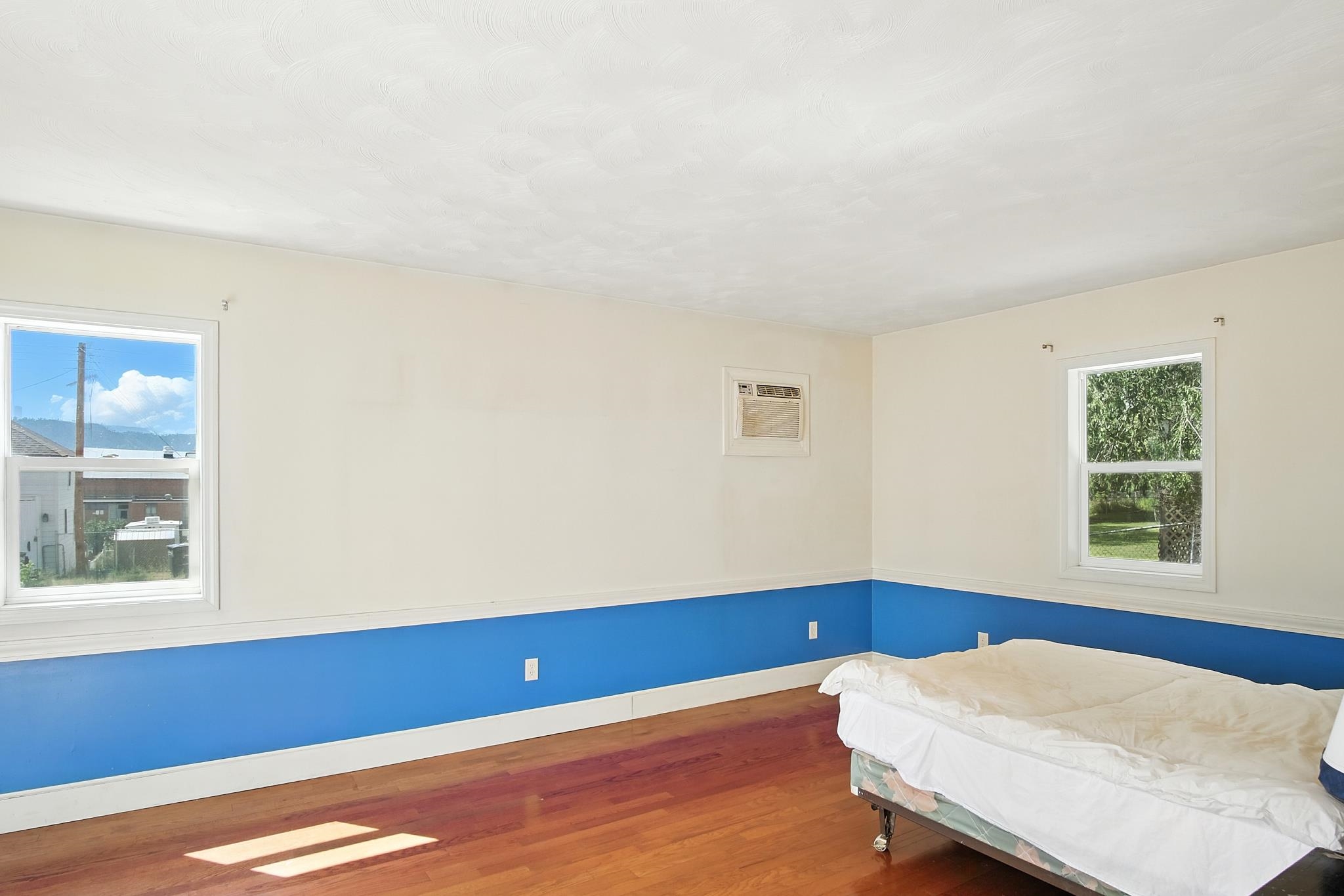 346 N 17th Street Property Photo 18