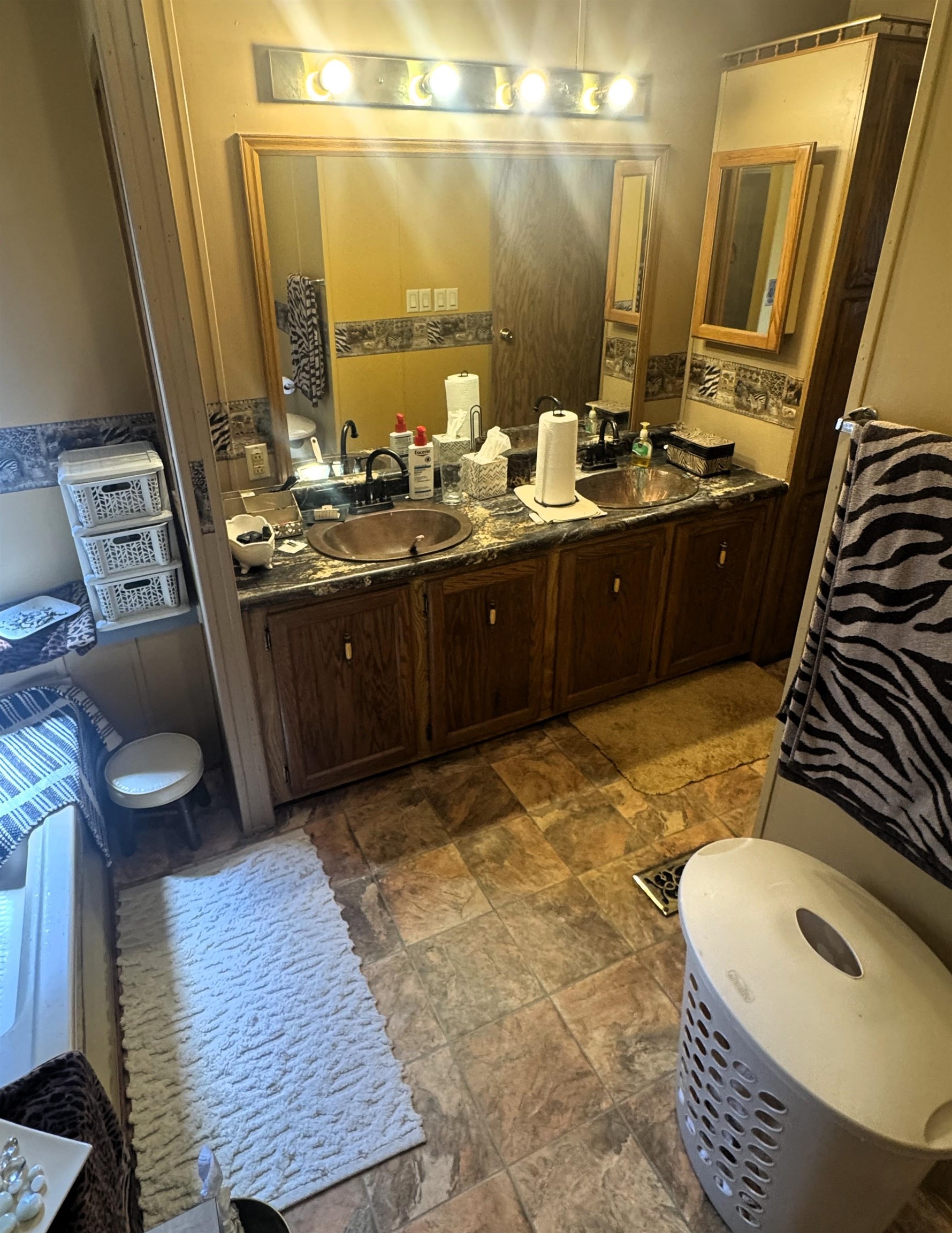 20730 Hwy 44 Property Photo 20