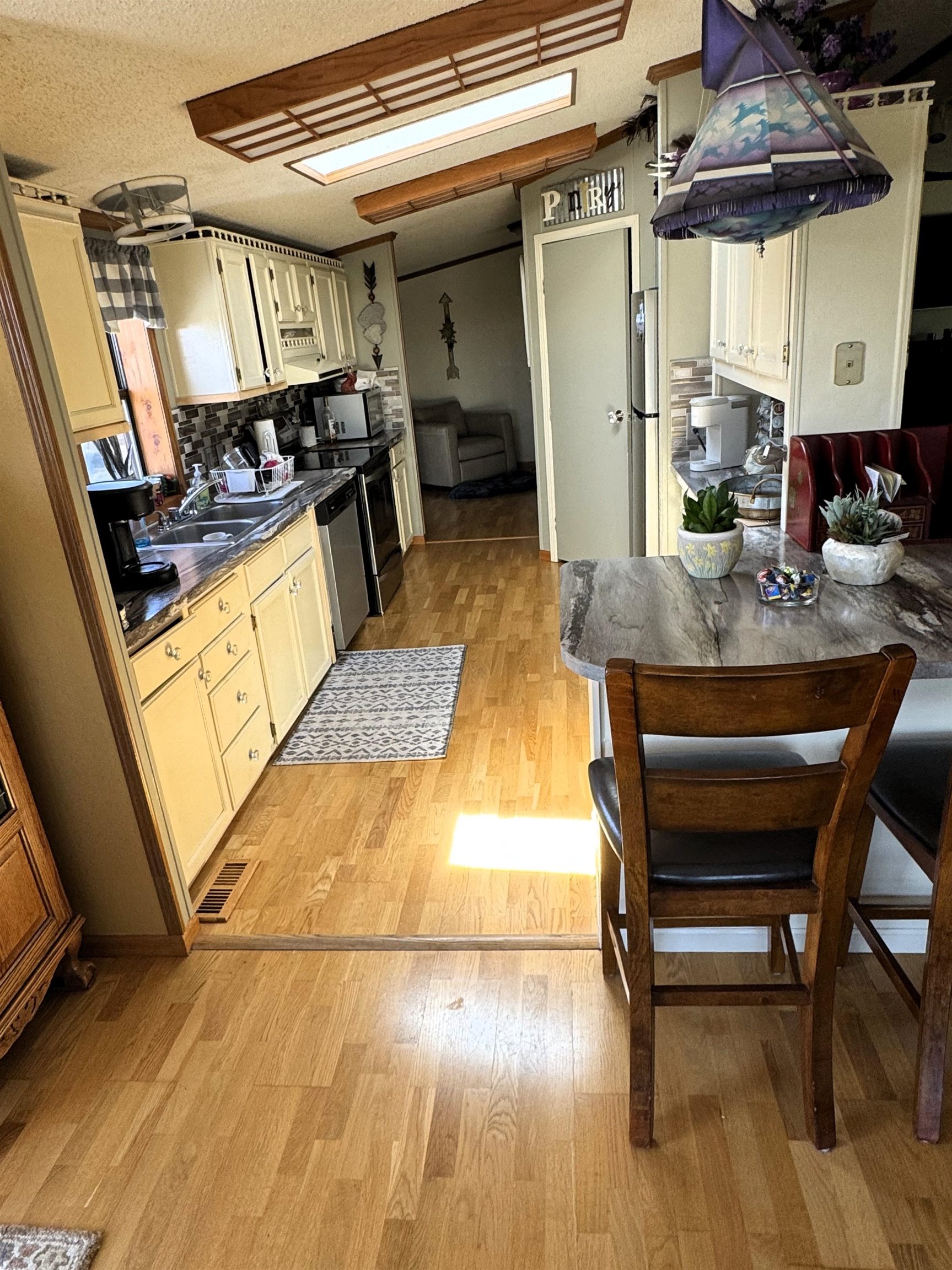 20730 Hwy 44 Property Photo 26