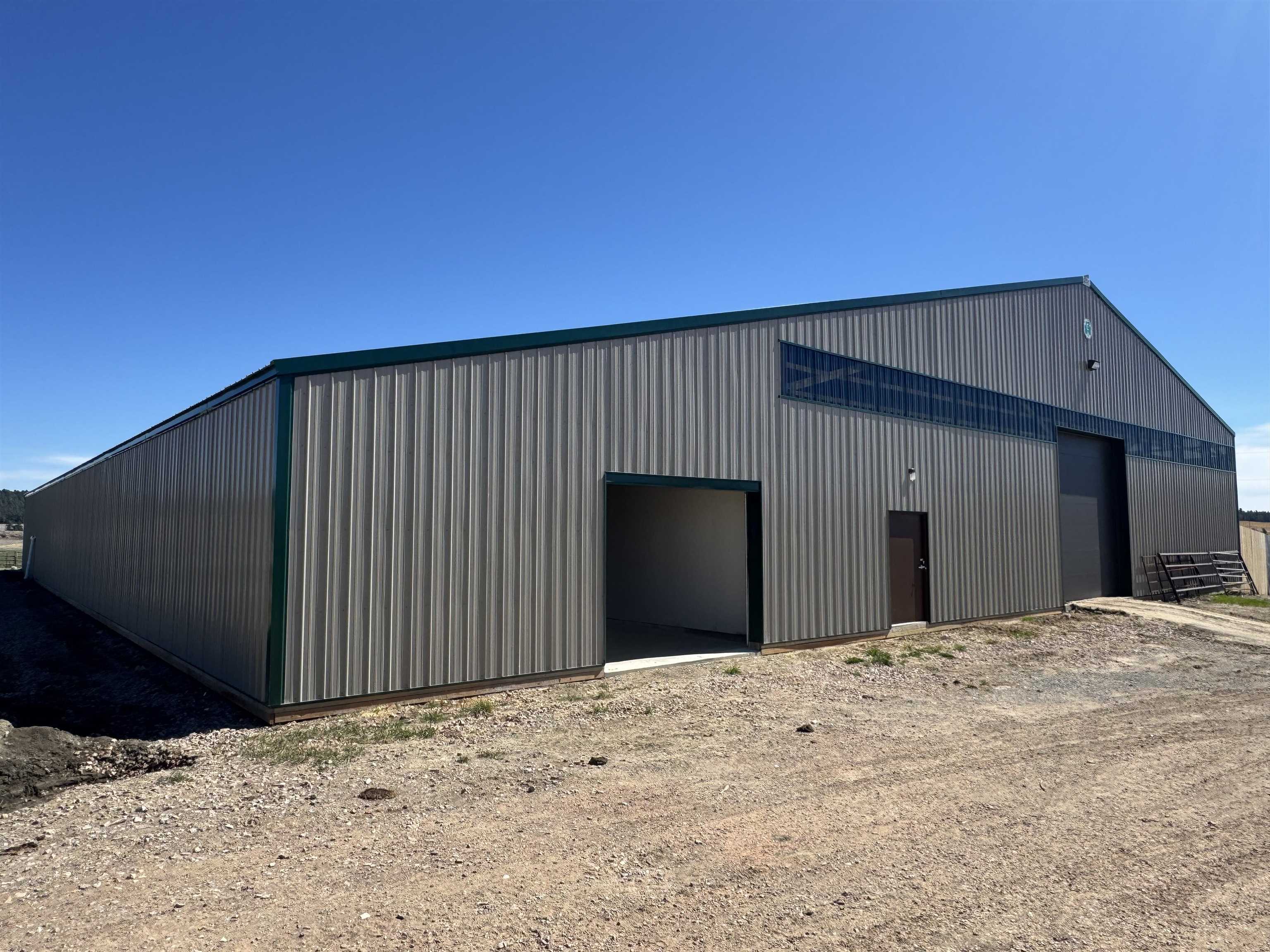 R10 Mustang Valley Road Property Photo 4