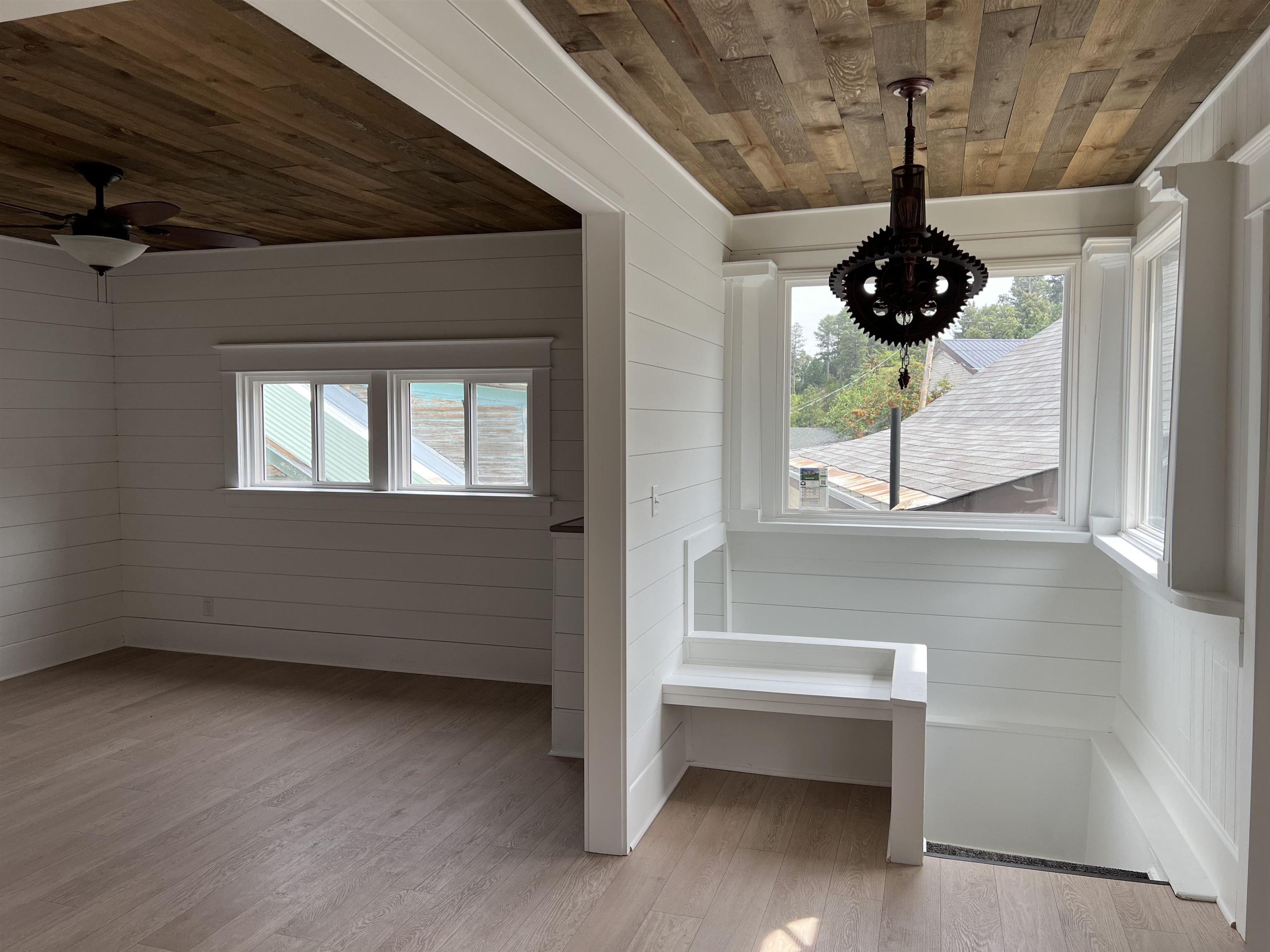 106 Columbus Street Property Photo 5