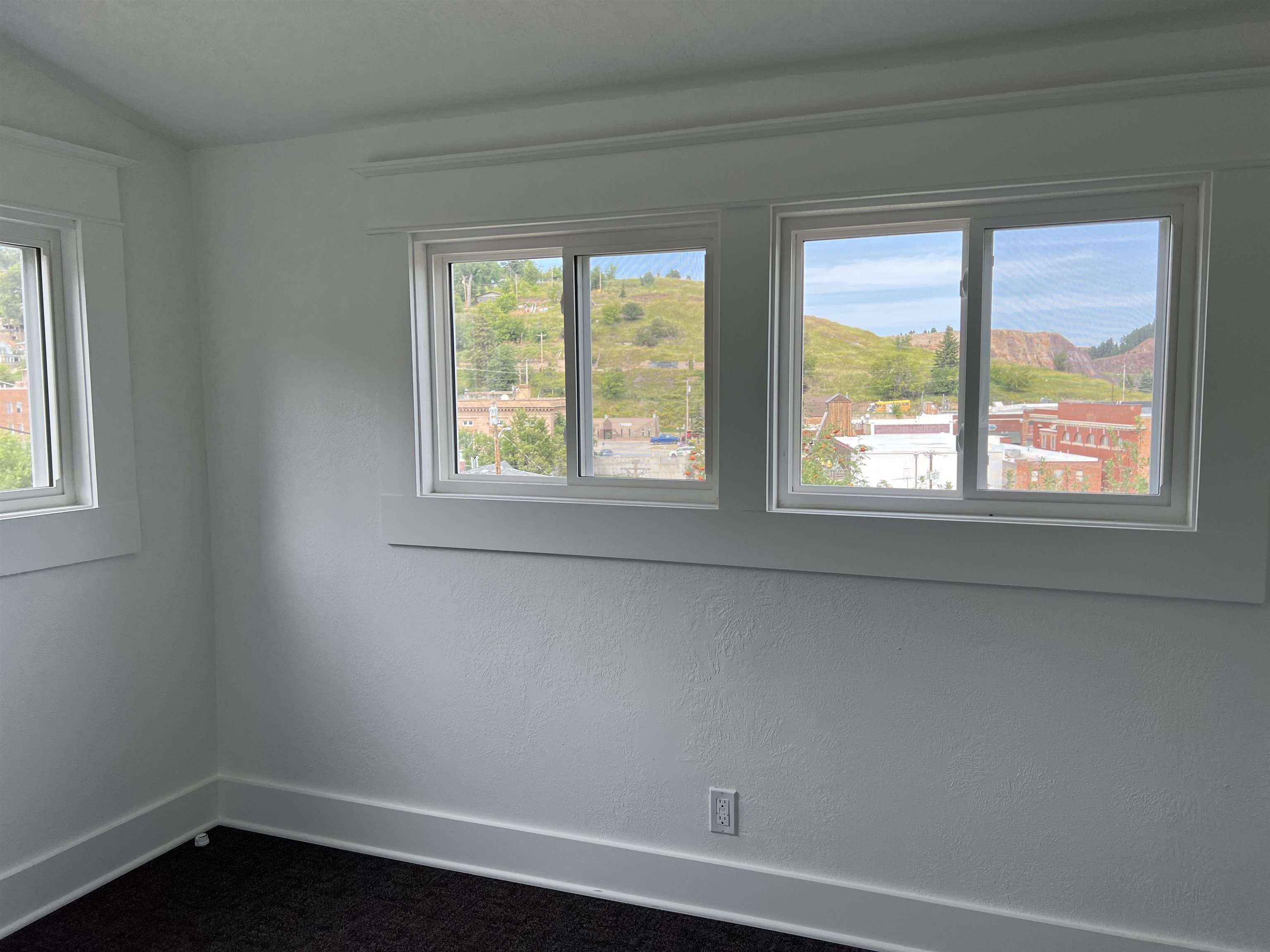 106 Columbus Street Property Photo 8