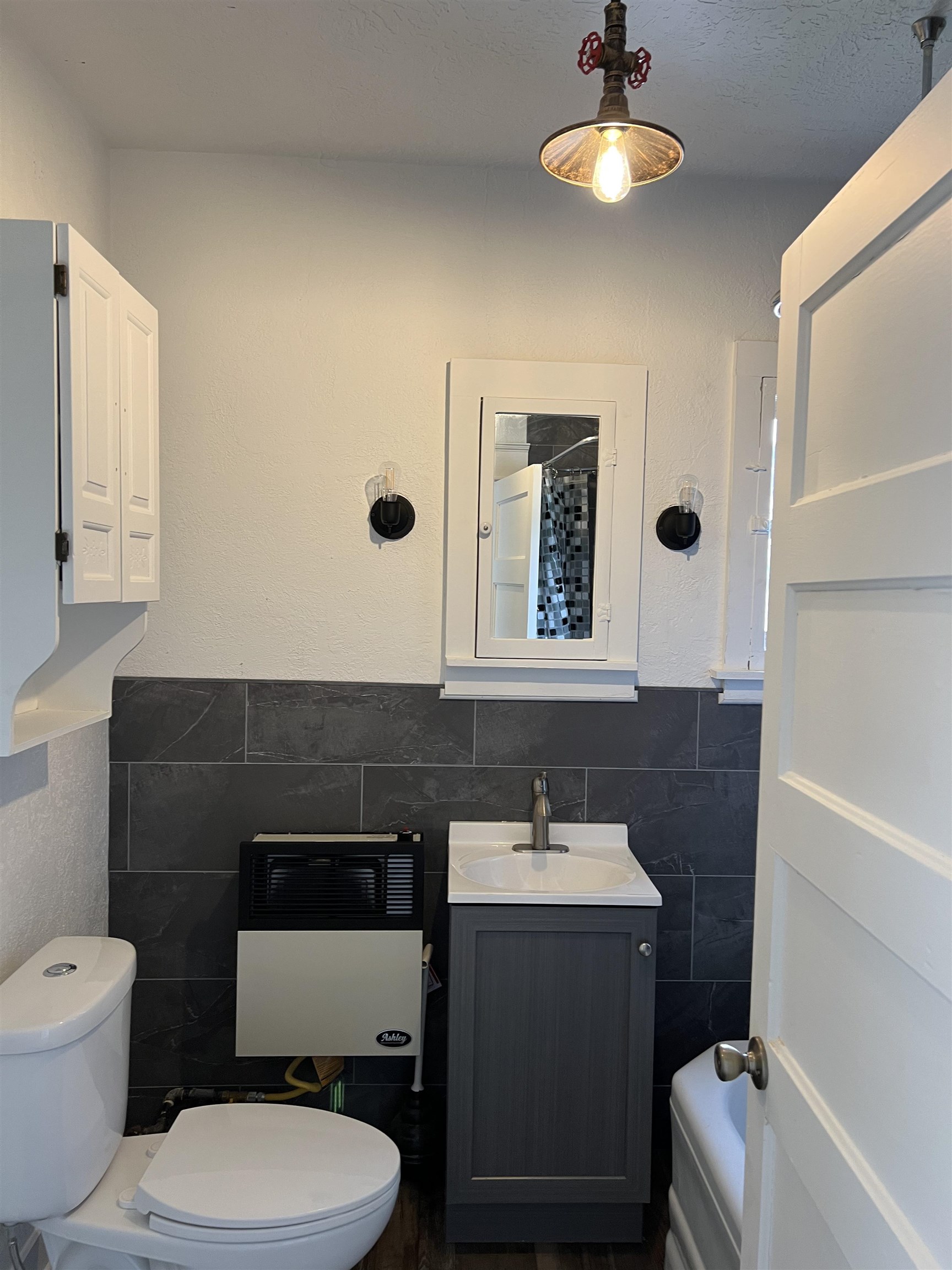 106 Columbus Street Property Photo 9