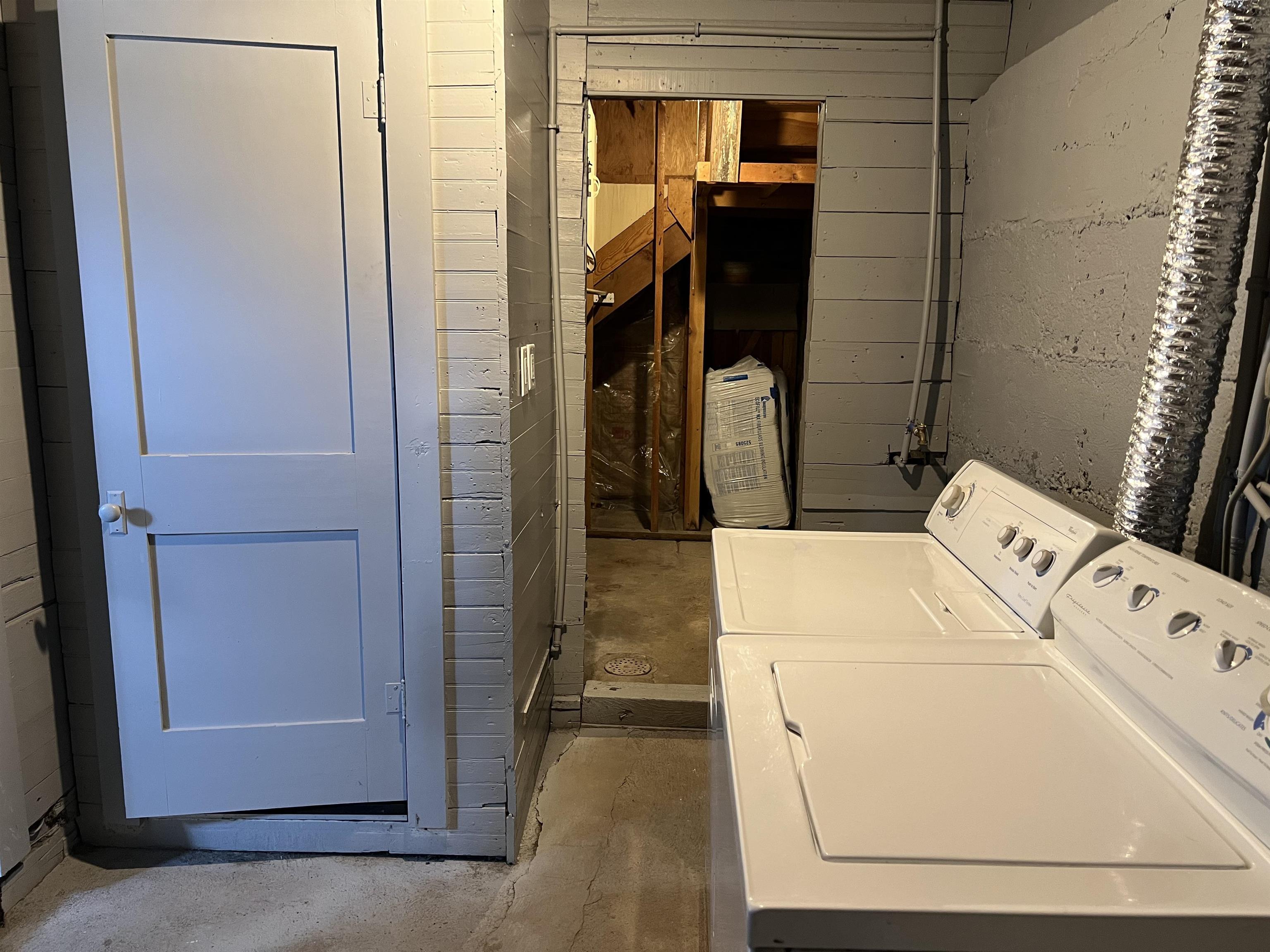 106 Columbus Street Property Photo 16