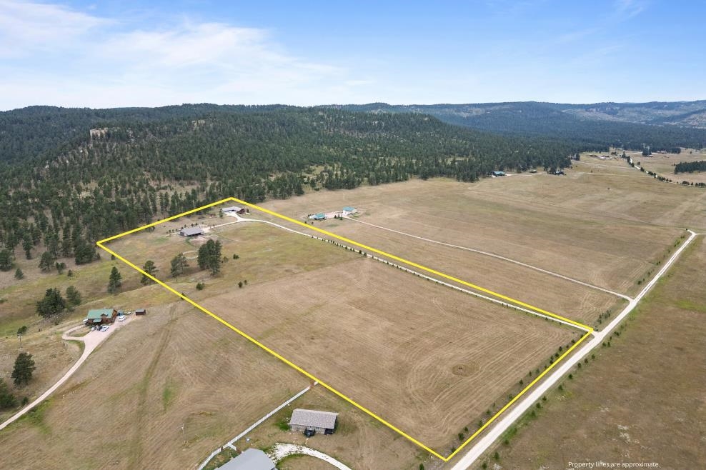 11585 War Bonnet Road Property Photo 5