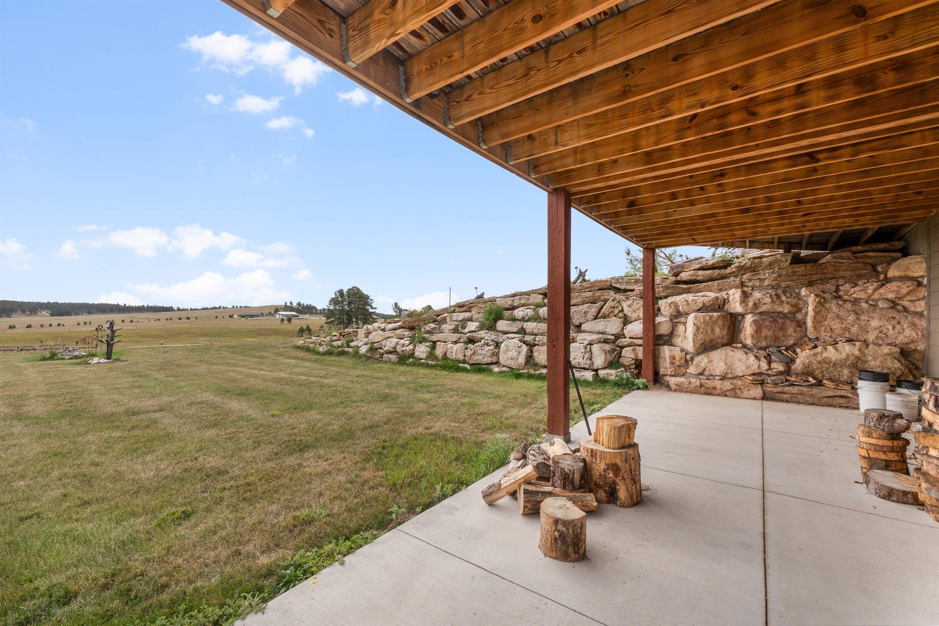 11585 War Bonnet Road Property Photo 10