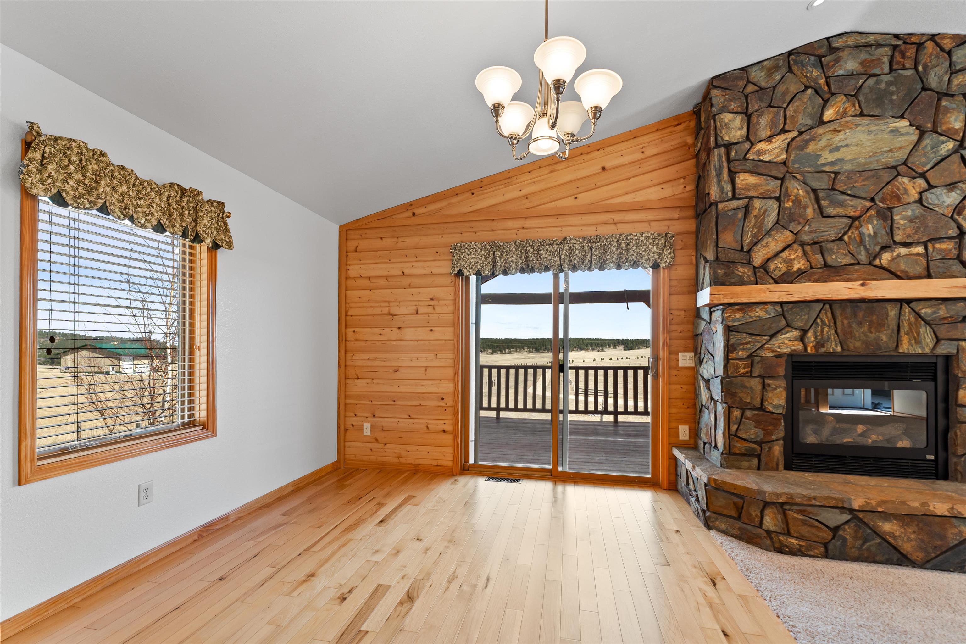 11585 War Bonnet Road Property Photo 13