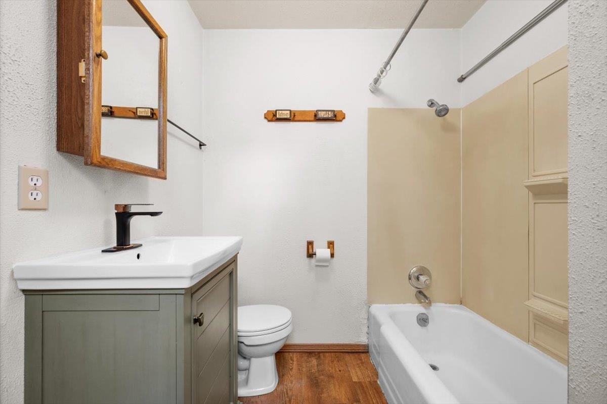 1 Charles Street Property Photo 10