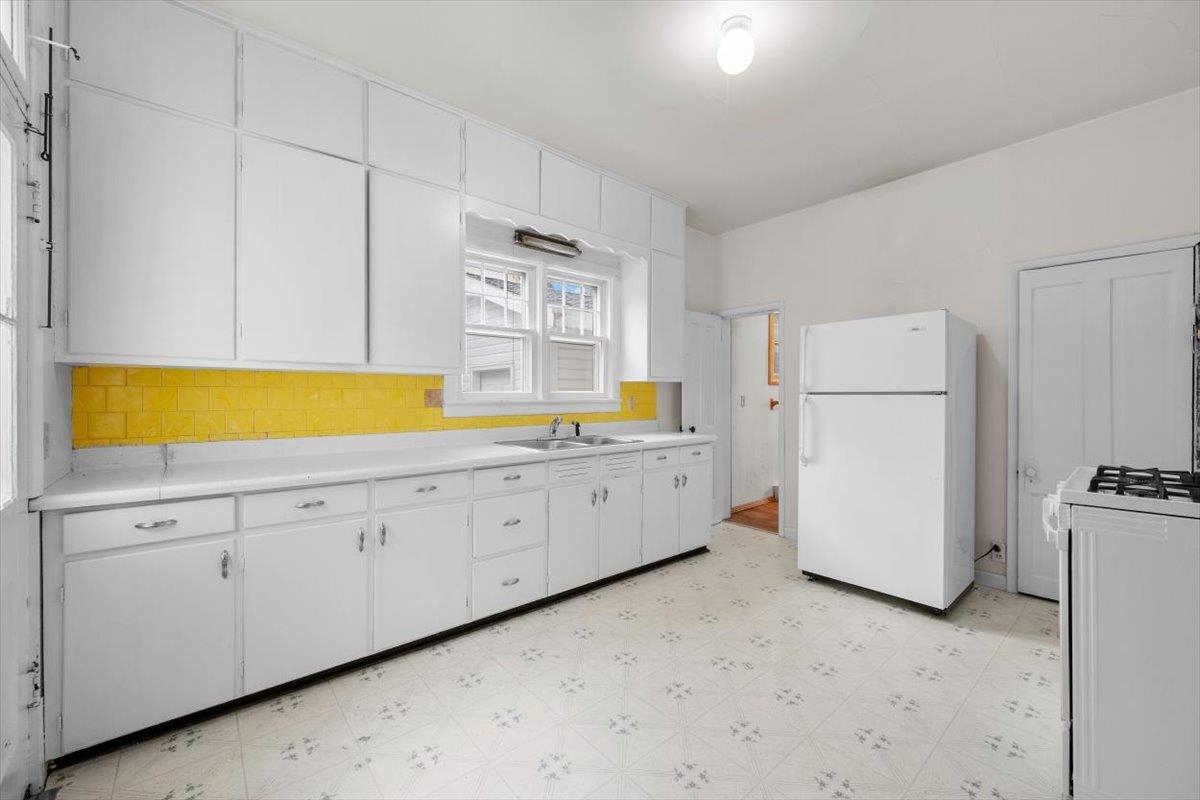 1 Charles Street Property Photo 11