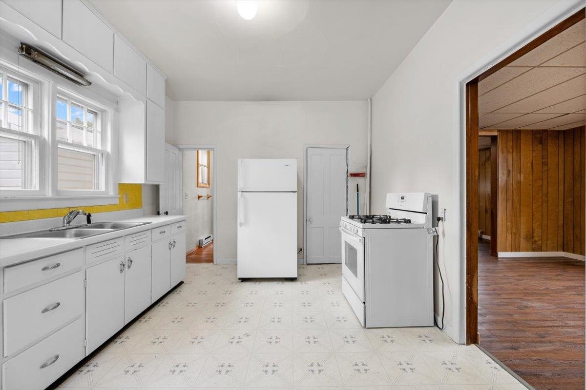 1 Charles Street Property Photo 12