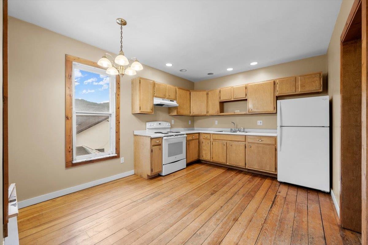 1 Charles Street Property Photo 15