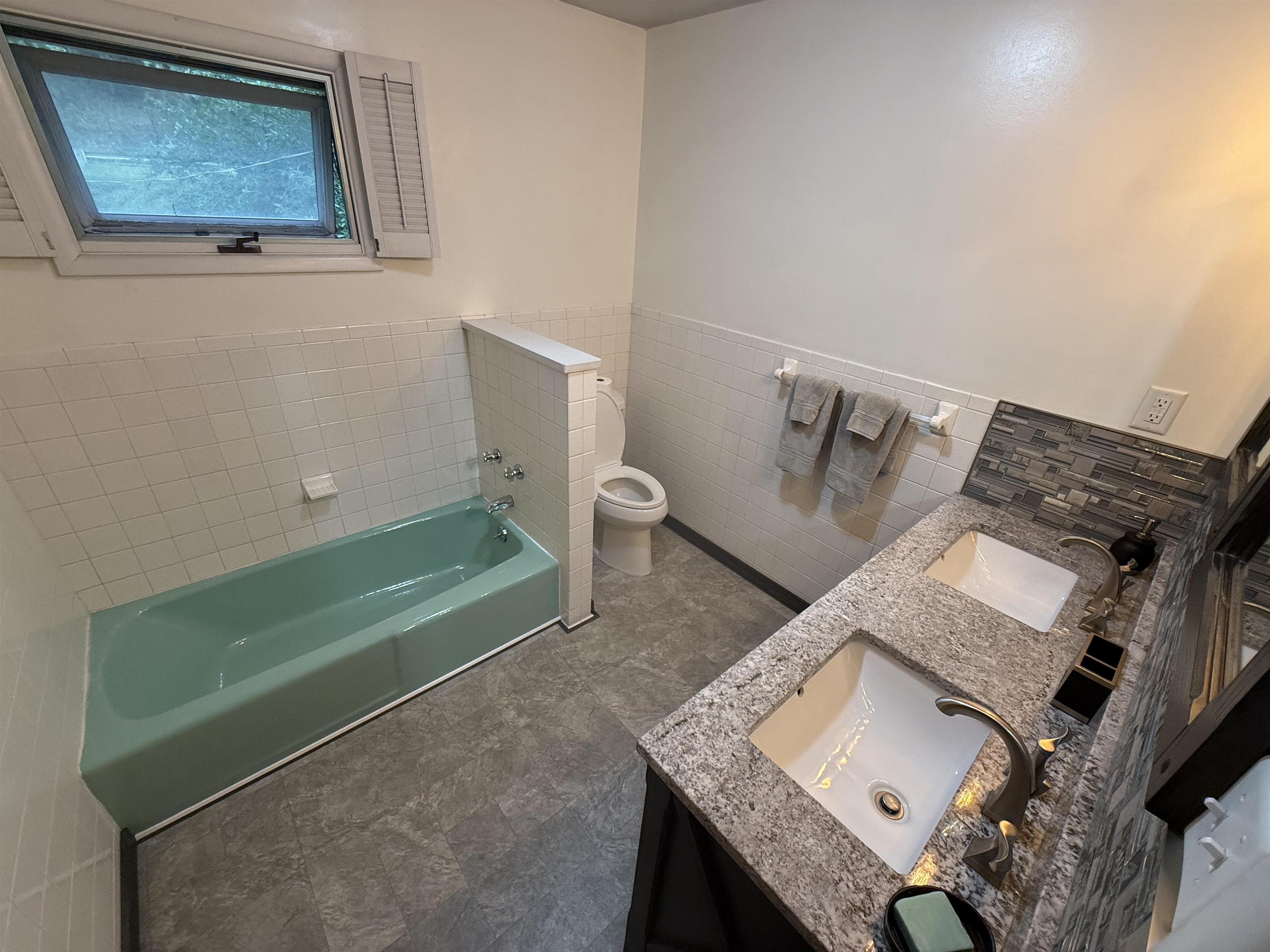 781 Main Street Property Photo 5