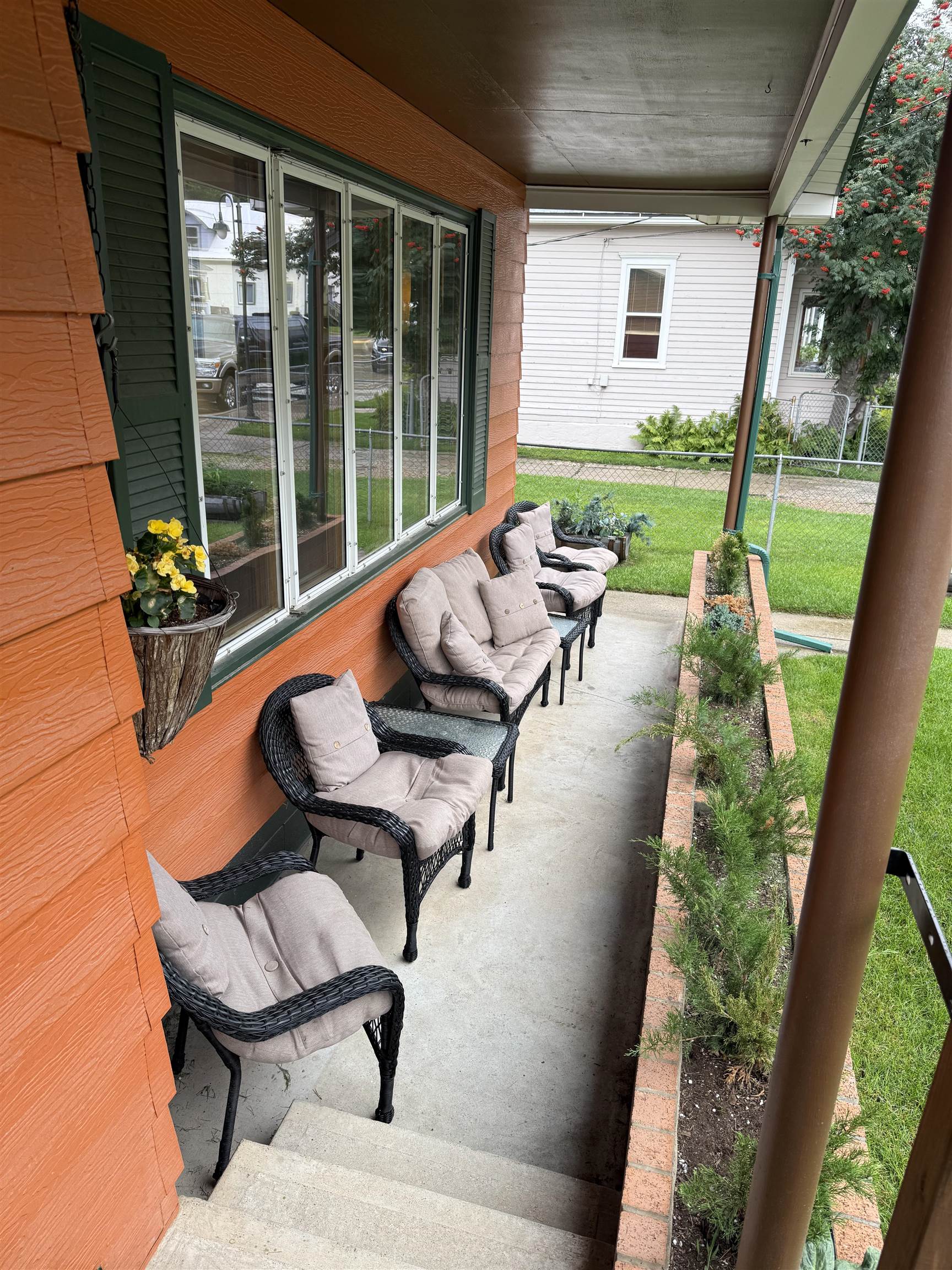 781 Main Street Property Photo 6