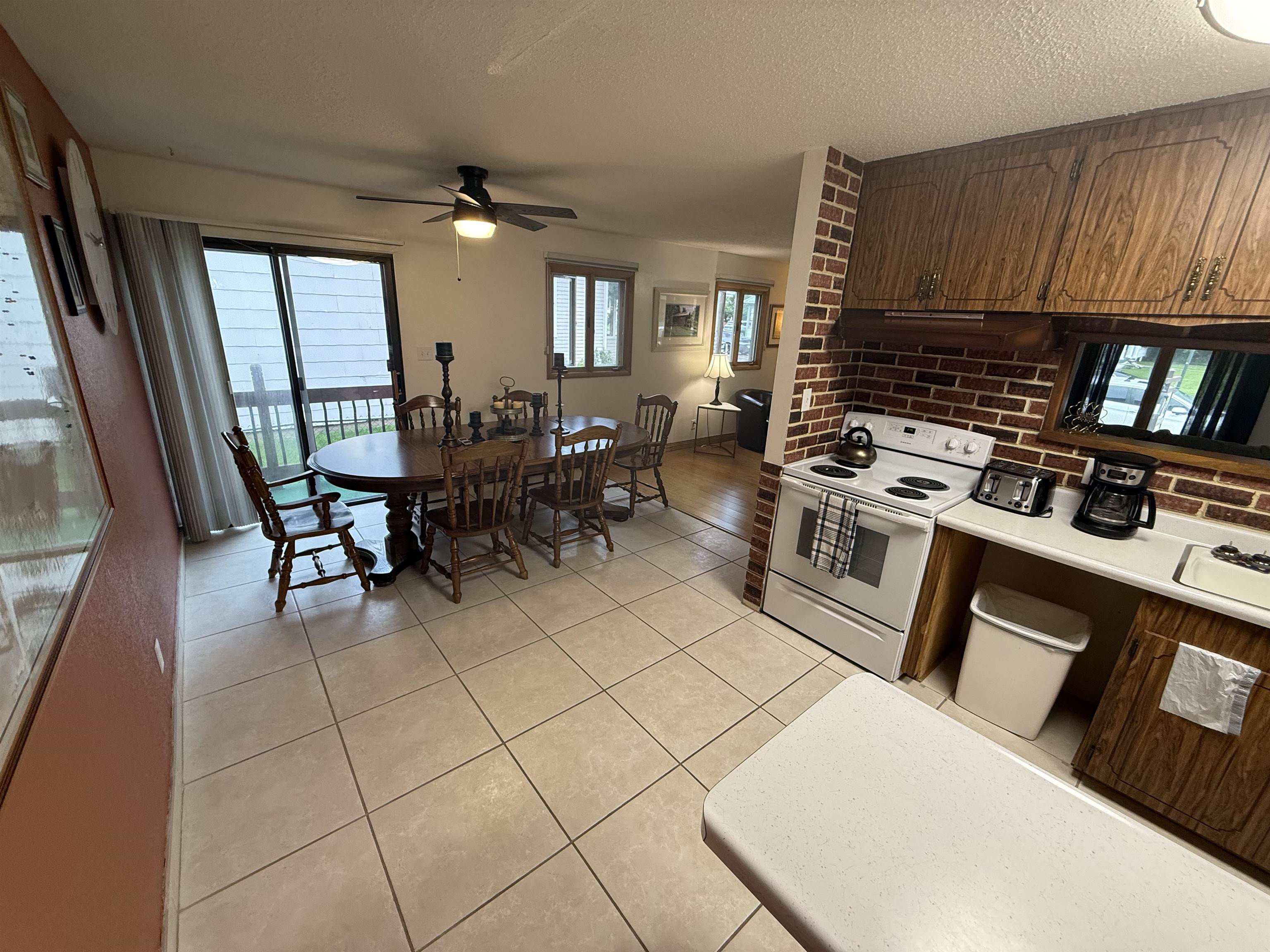 781 Main Street Property Photo 14