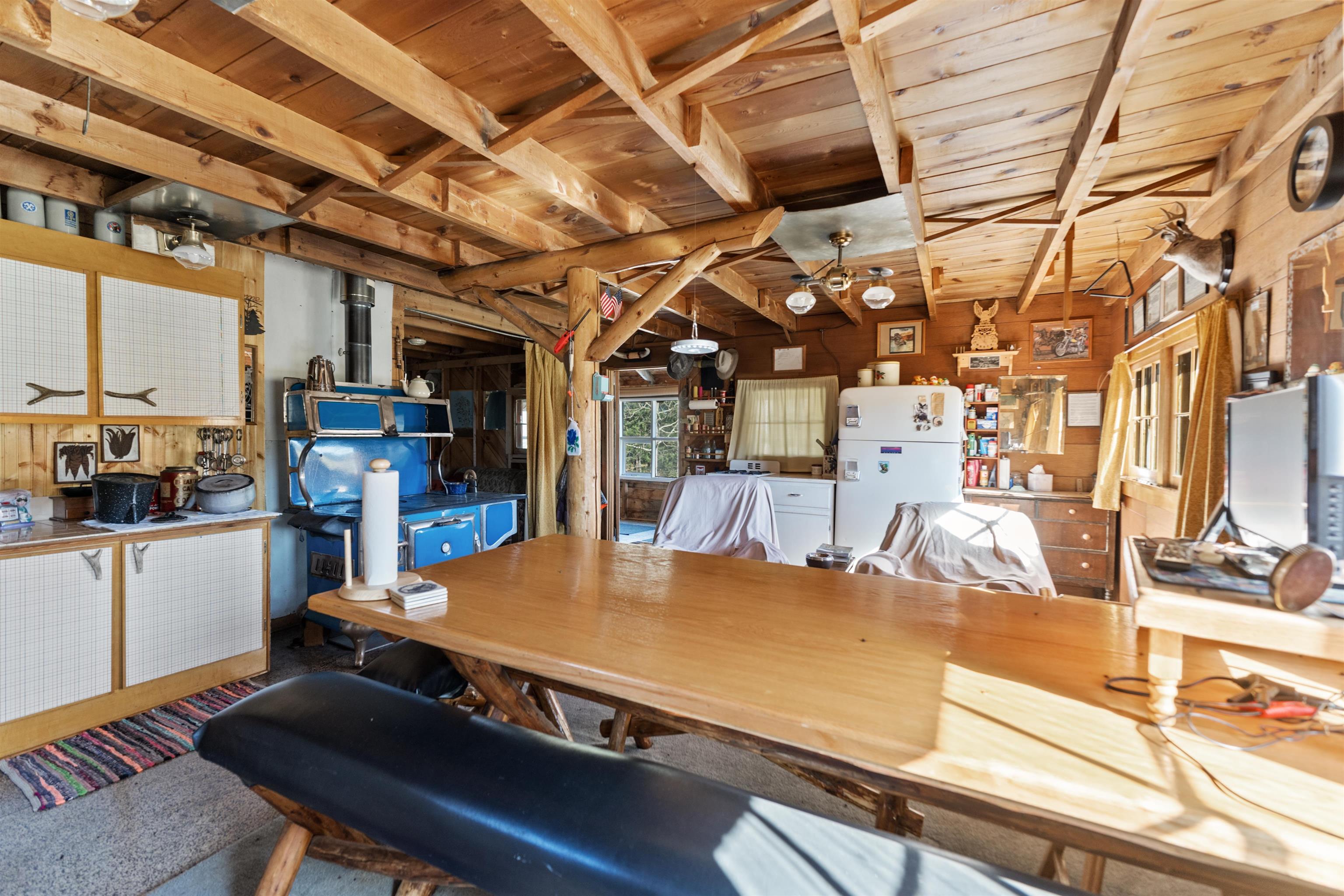 10166 Lap Circle Rd. Property Photo 15