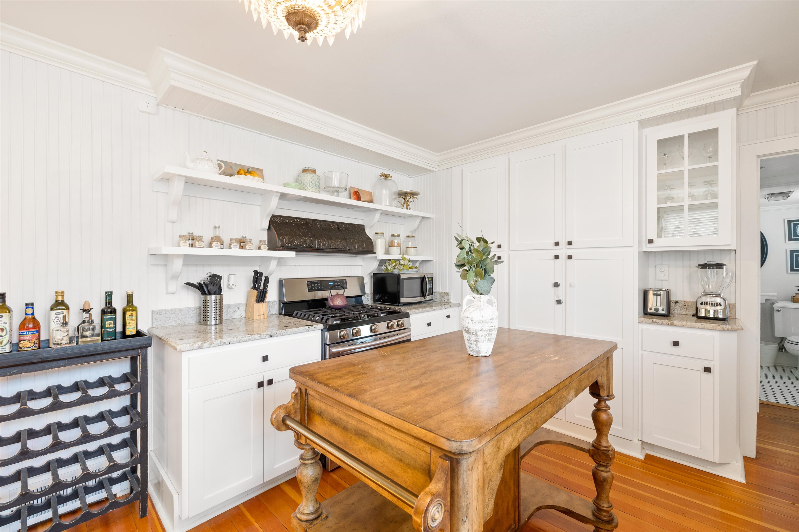 1000 West Boulevard Property Photo 12