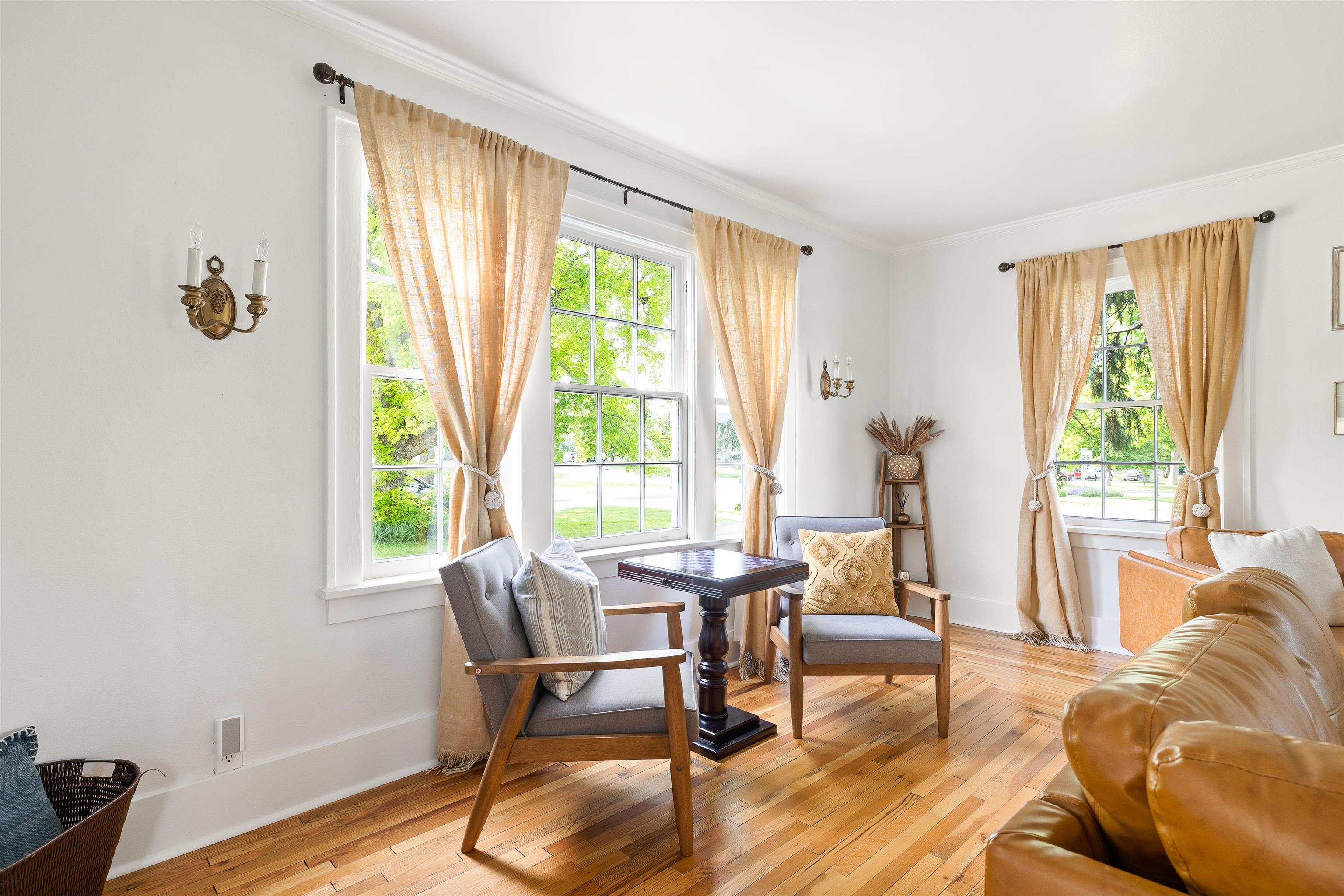 1000 West Boulevard Property Photo 19