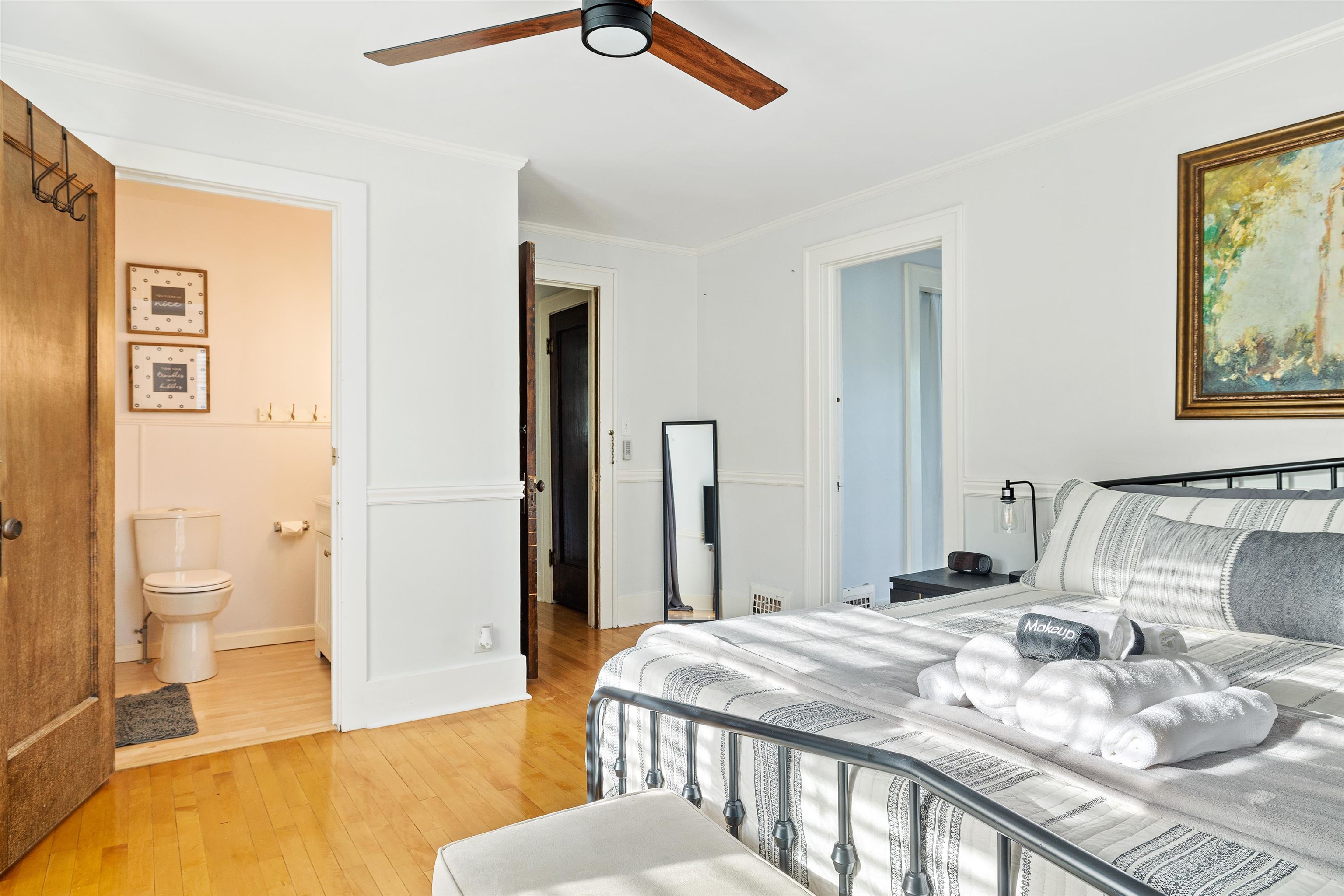 1000 West Boulevard Property Photo 22