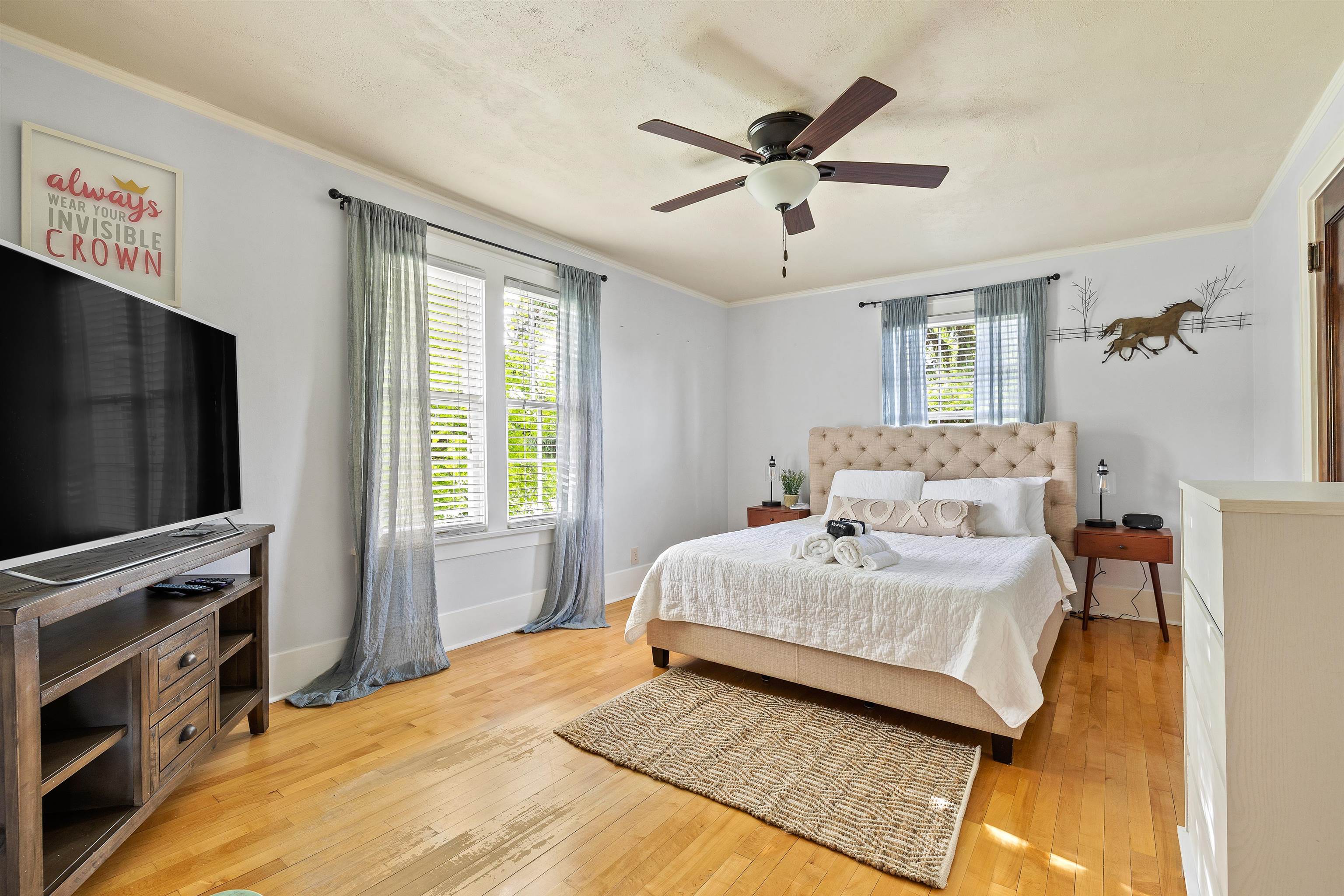 1000 West Boulevard Property Photo 23