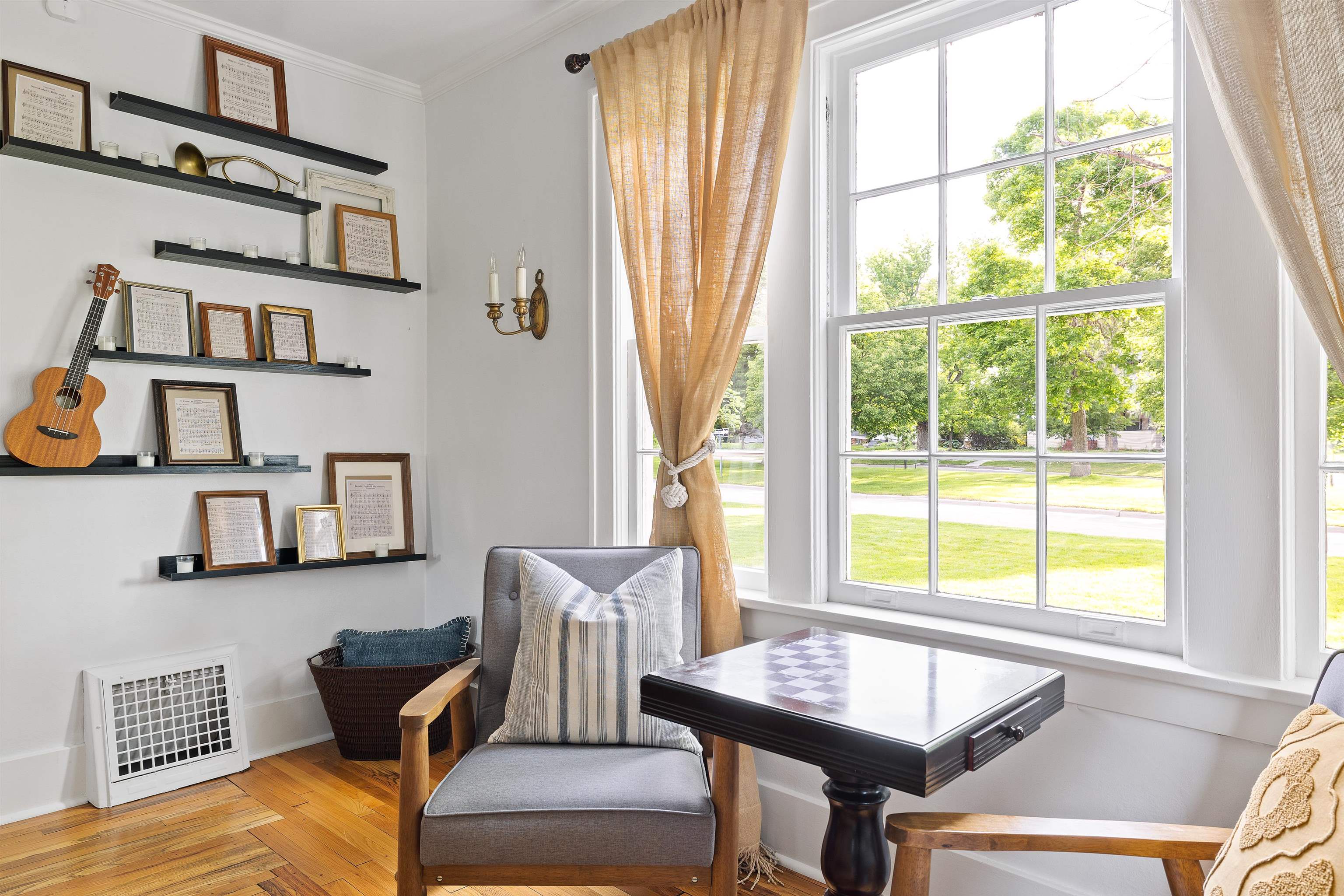 1000 West Boulevard Property Photo 34