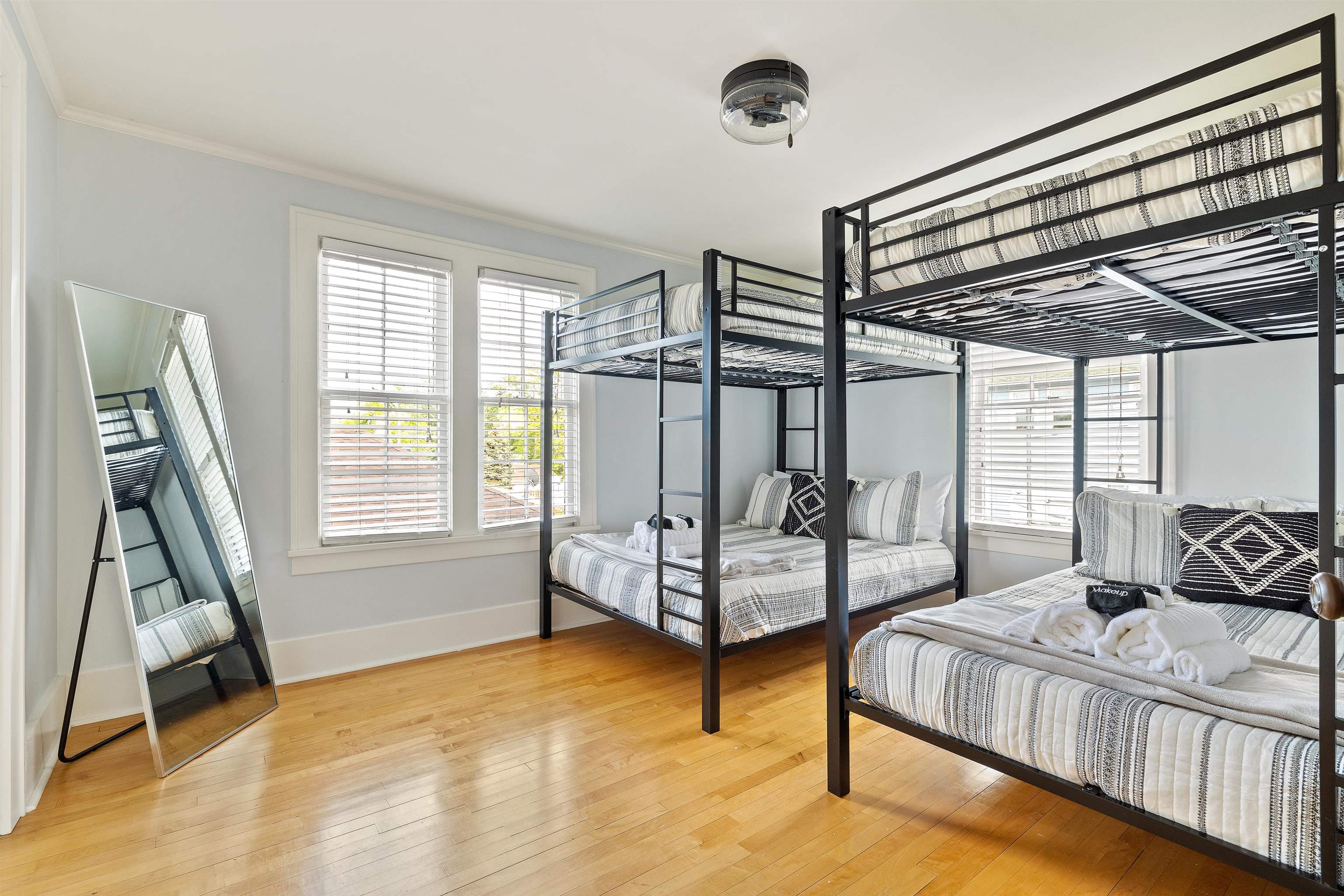 1000 West Boulevard Property Photo 36