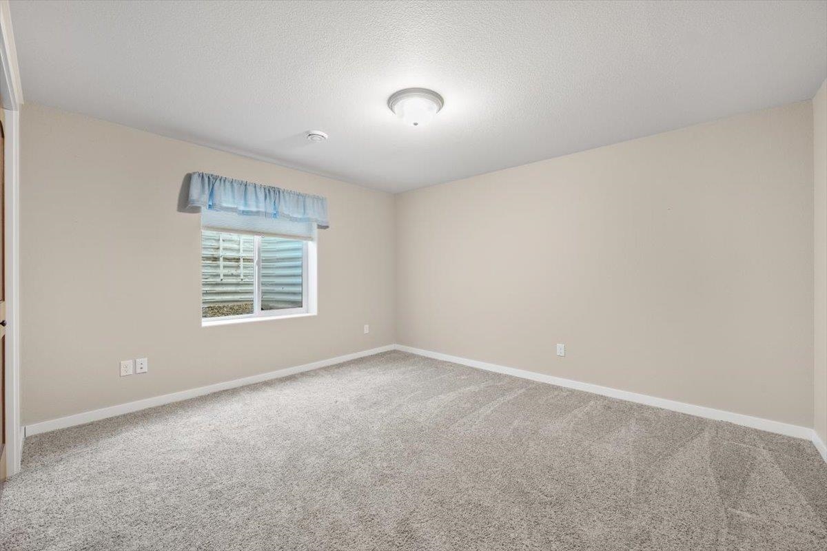1722 Iron Horse Loop Property Photo 20