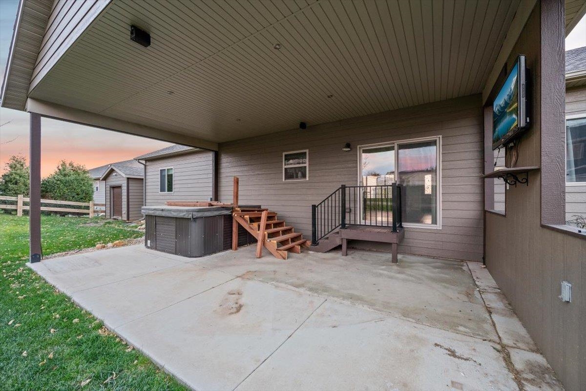 1722 Iron Horse Loop Property Photo 25