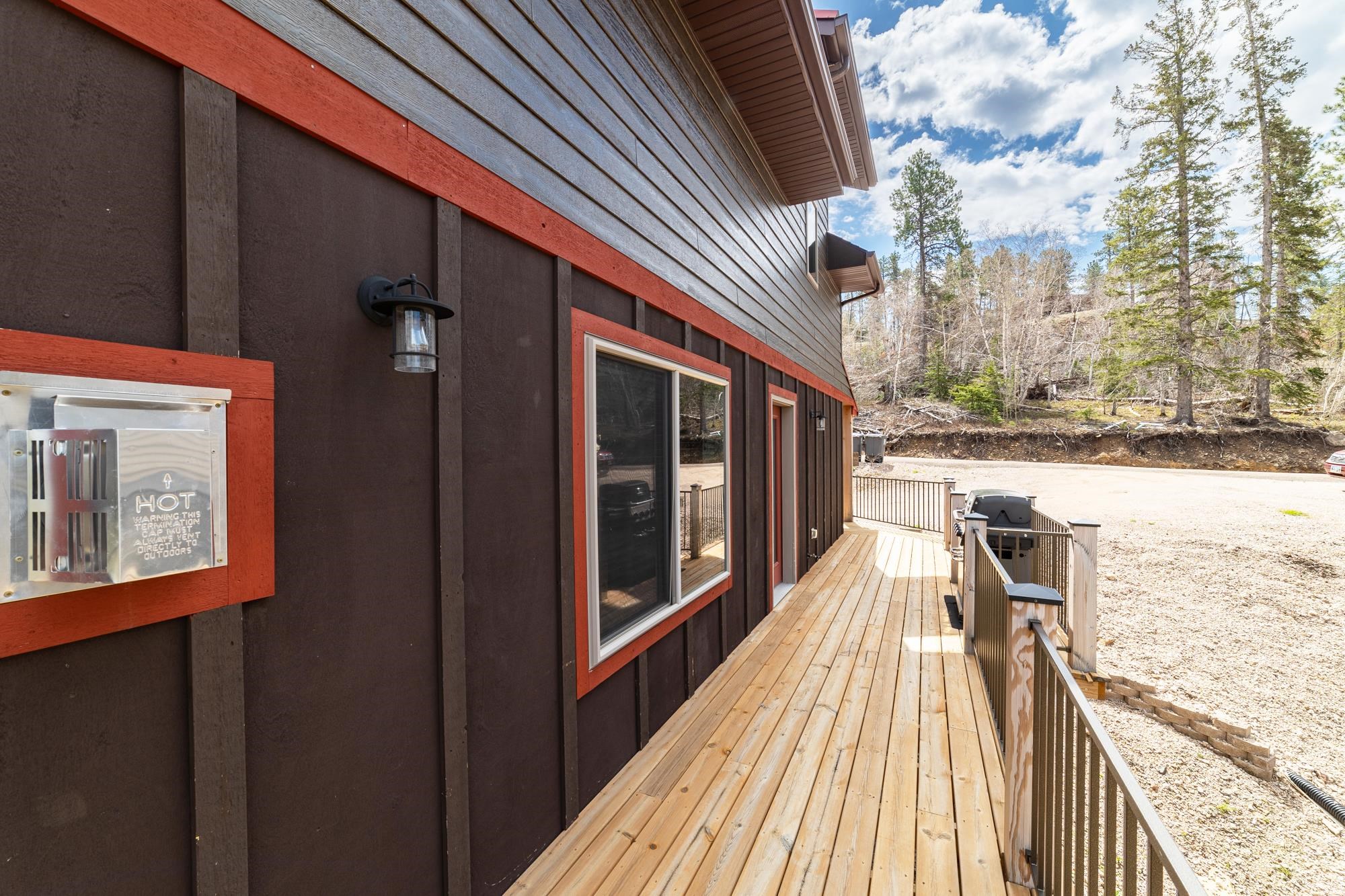 21185 Lost Camp Trail Property Photo 33