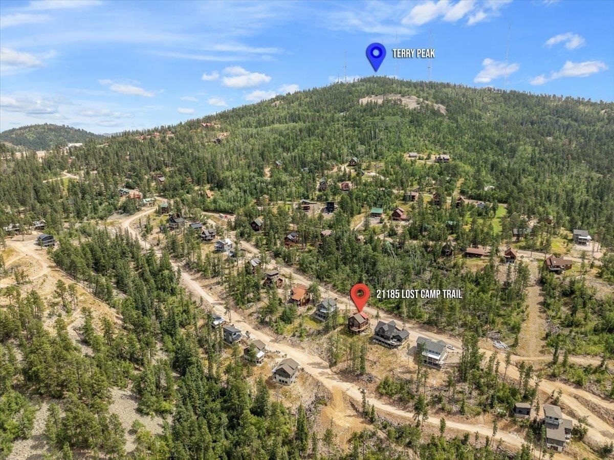 21185 Lost Camp Trail Property Photo 39