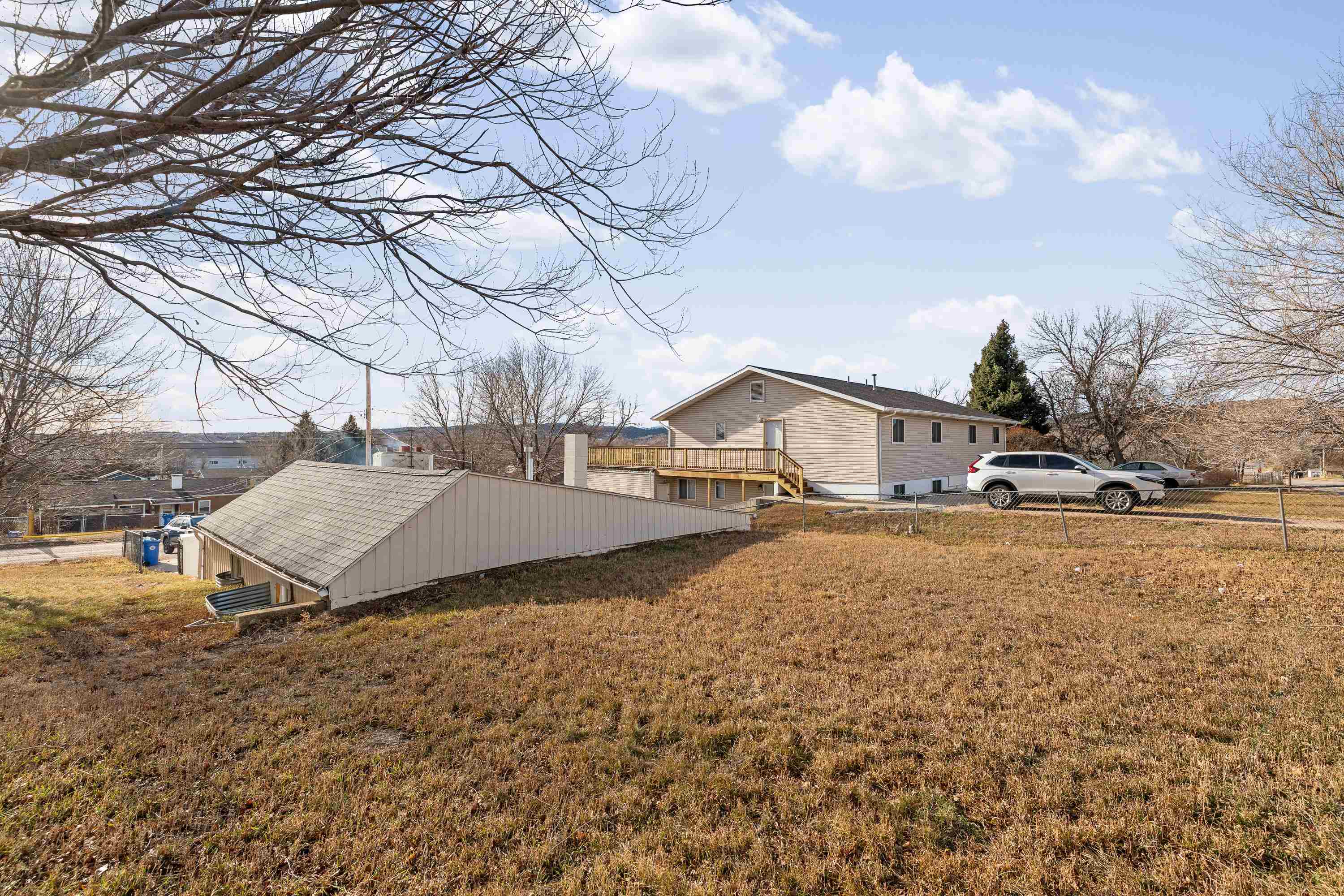 121 E College Avenue Property Photo 18