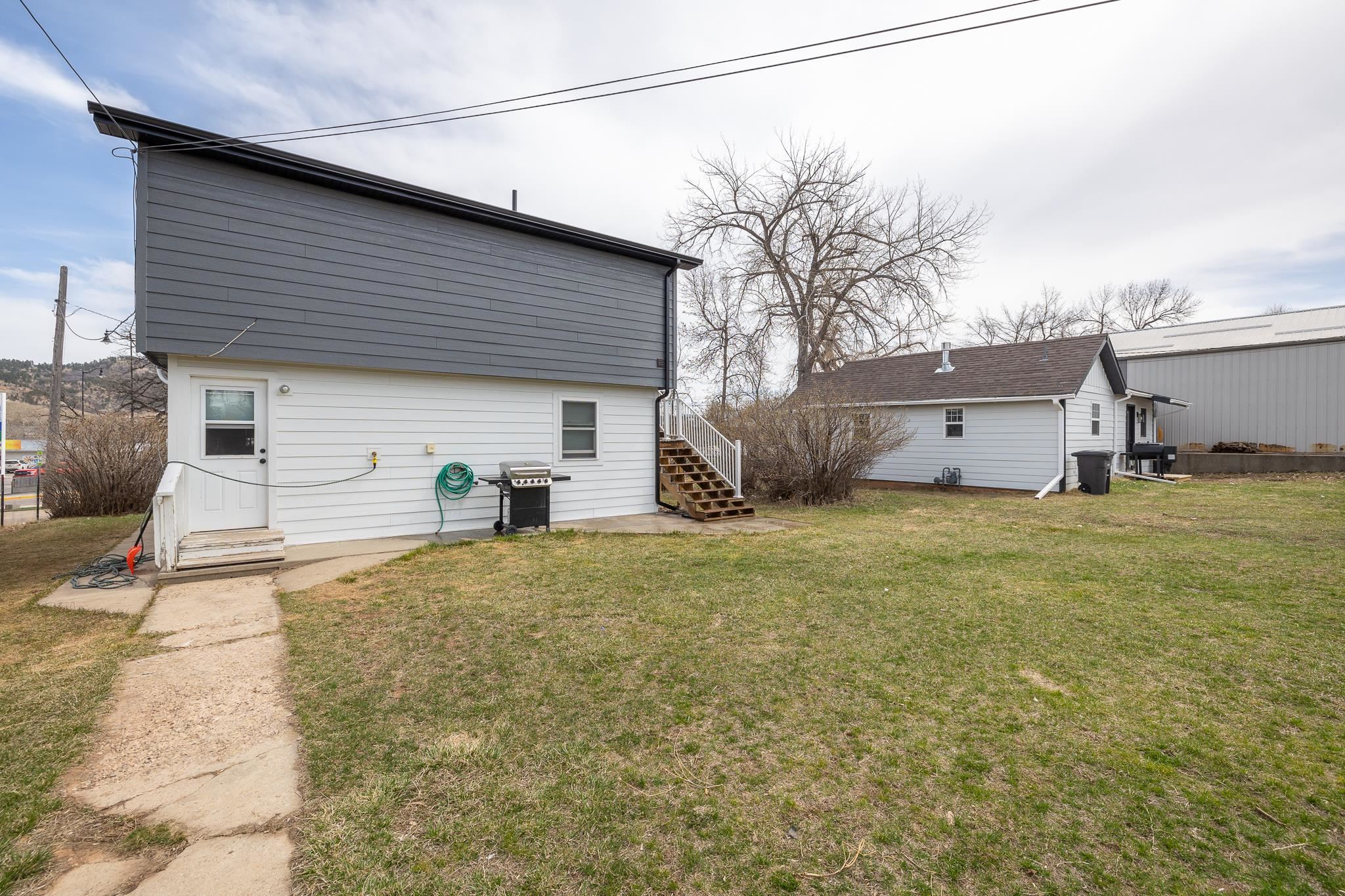 735 N Ames Street Property Photo 17