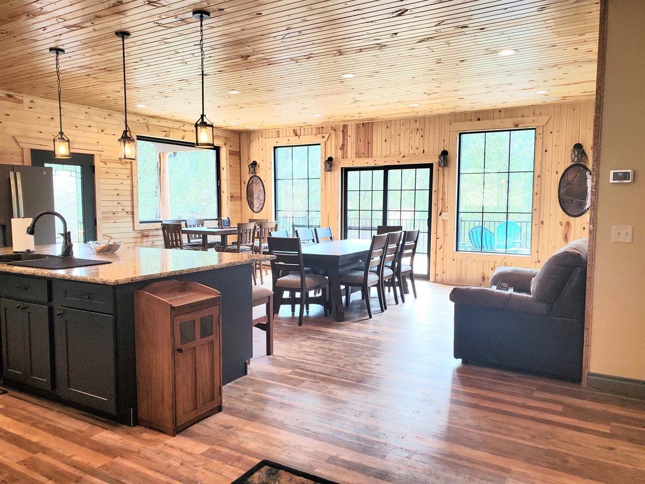 20076 Higgins Gulch Road Property Photo 6
