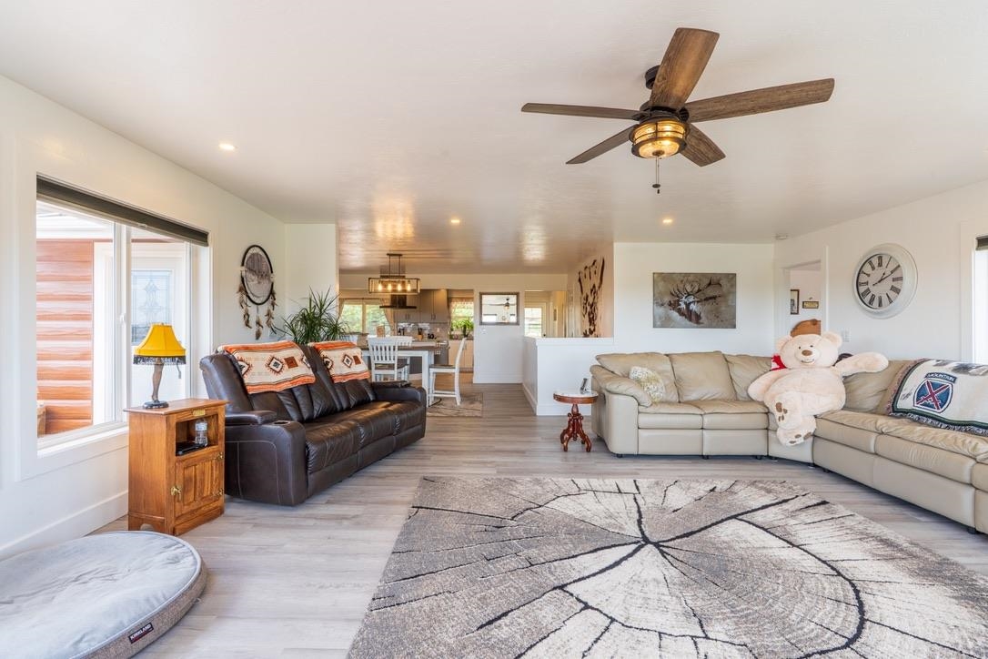 11766 Ridge Road Property Photo 10