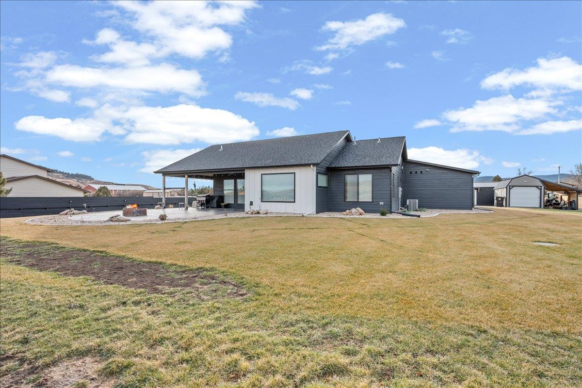 5170 Airport Road Property Photo 5