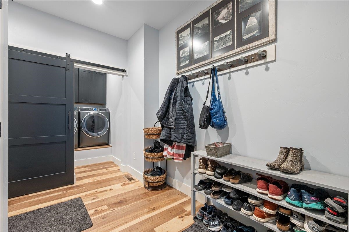 5170 Airport Road Property Photo 18