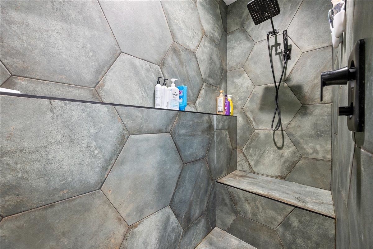 5170 Airport Road Property Photo 25