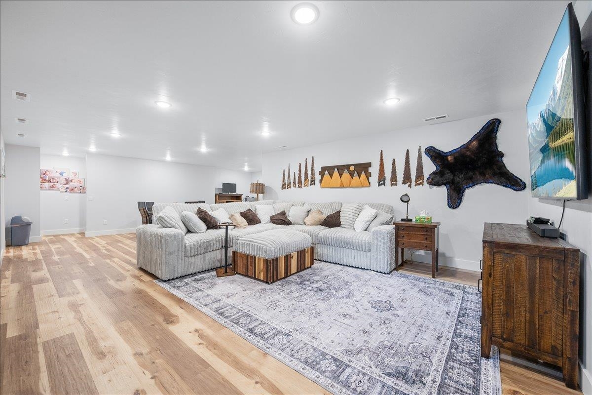 5170 Airport Road Property Photo 30