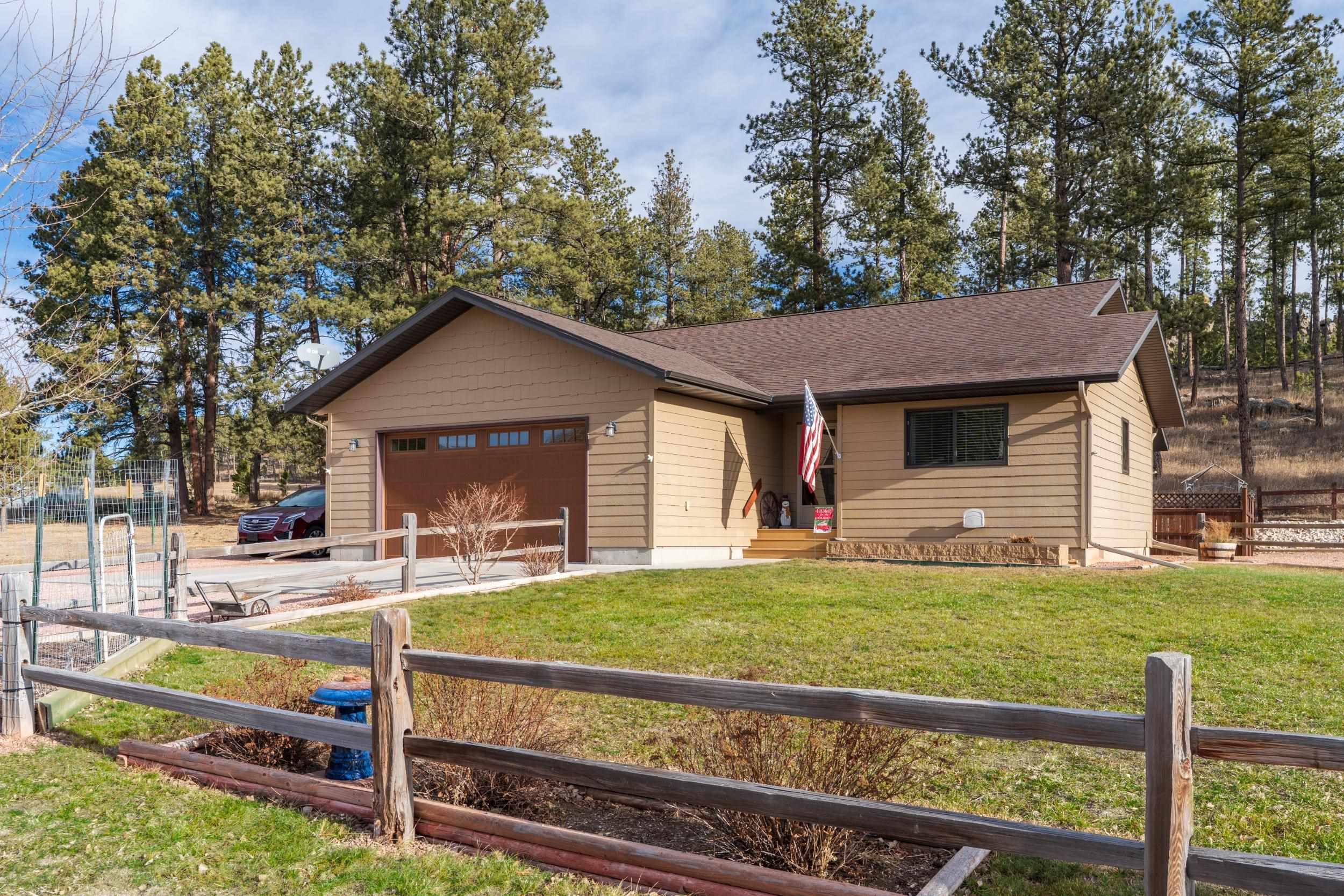 26020 Golden Willow Parkway Property Photo 1