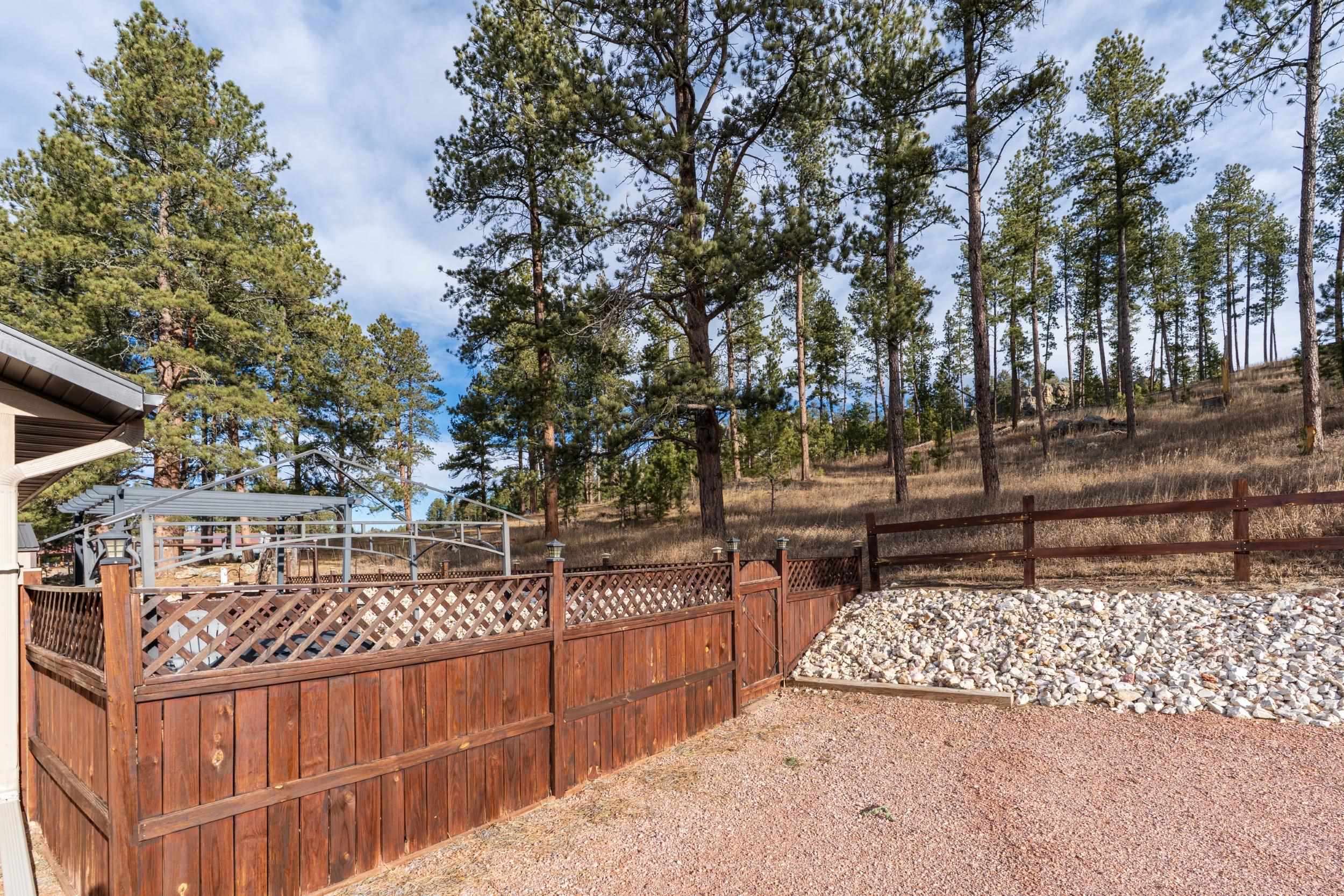 26020 Golden Willow Parkway Property Photo 22