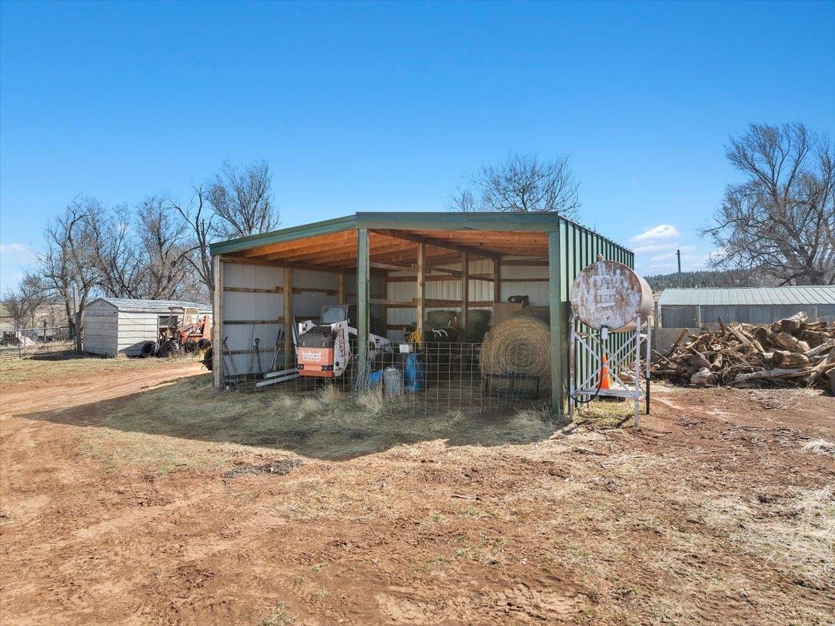 10484 W Highway 14 Property Photo 30