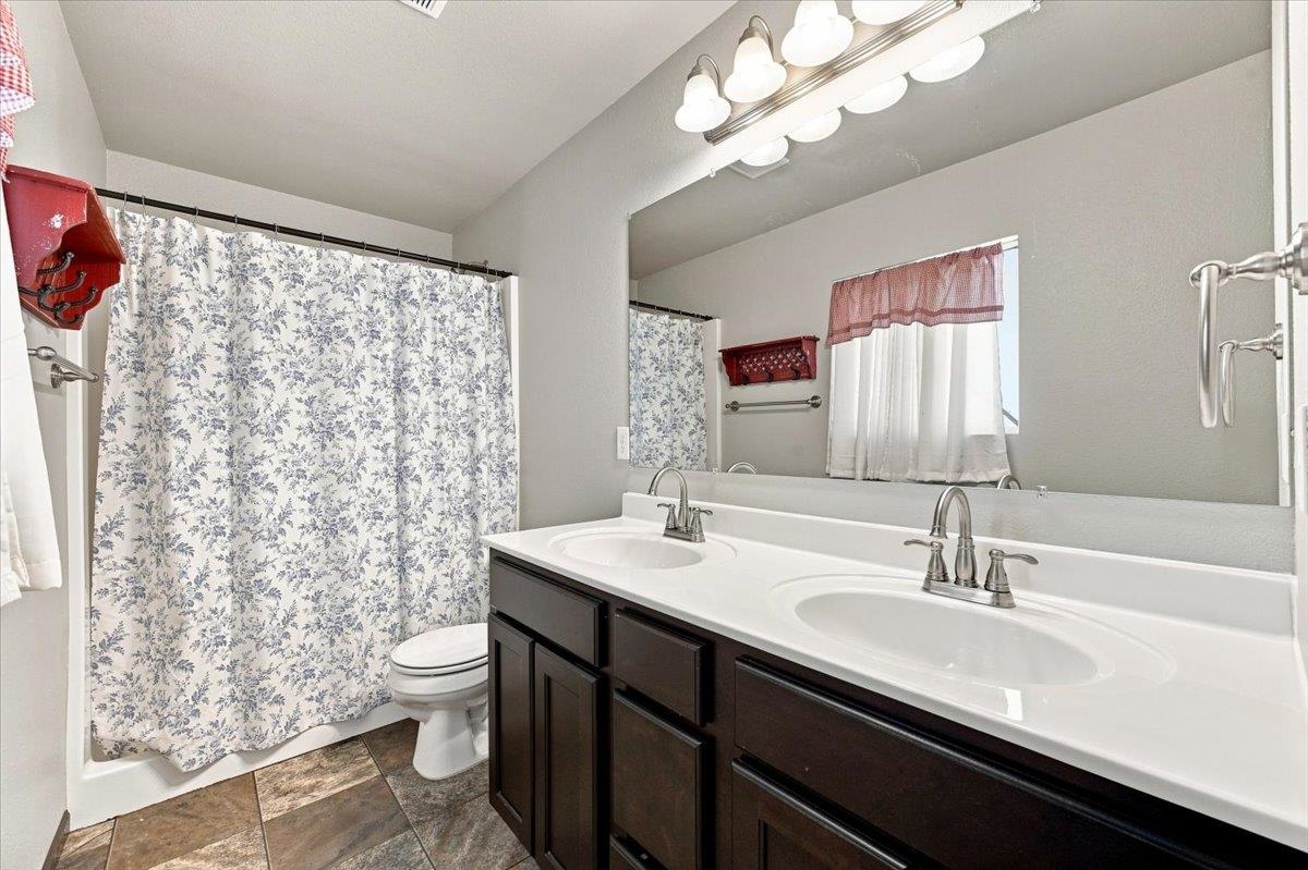 2659 Meadows Drive Property Photo 21