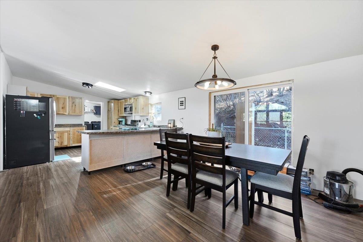 12041 Crook City Road Property Photo 6