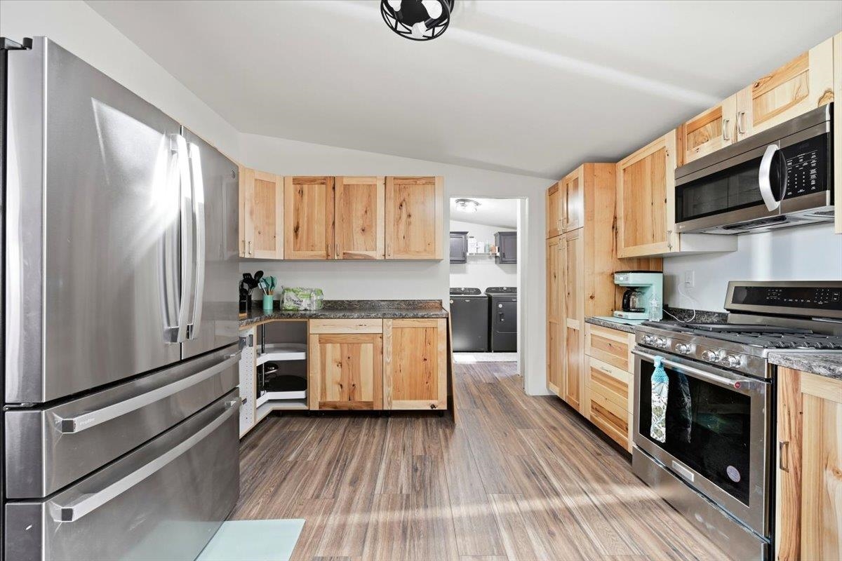 12041 Crook City Road Property Photo 7