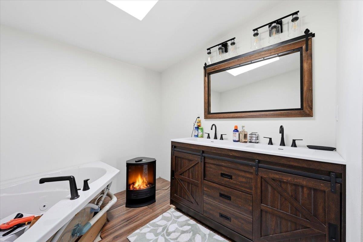 12041 Crook City Road Property Photo 11